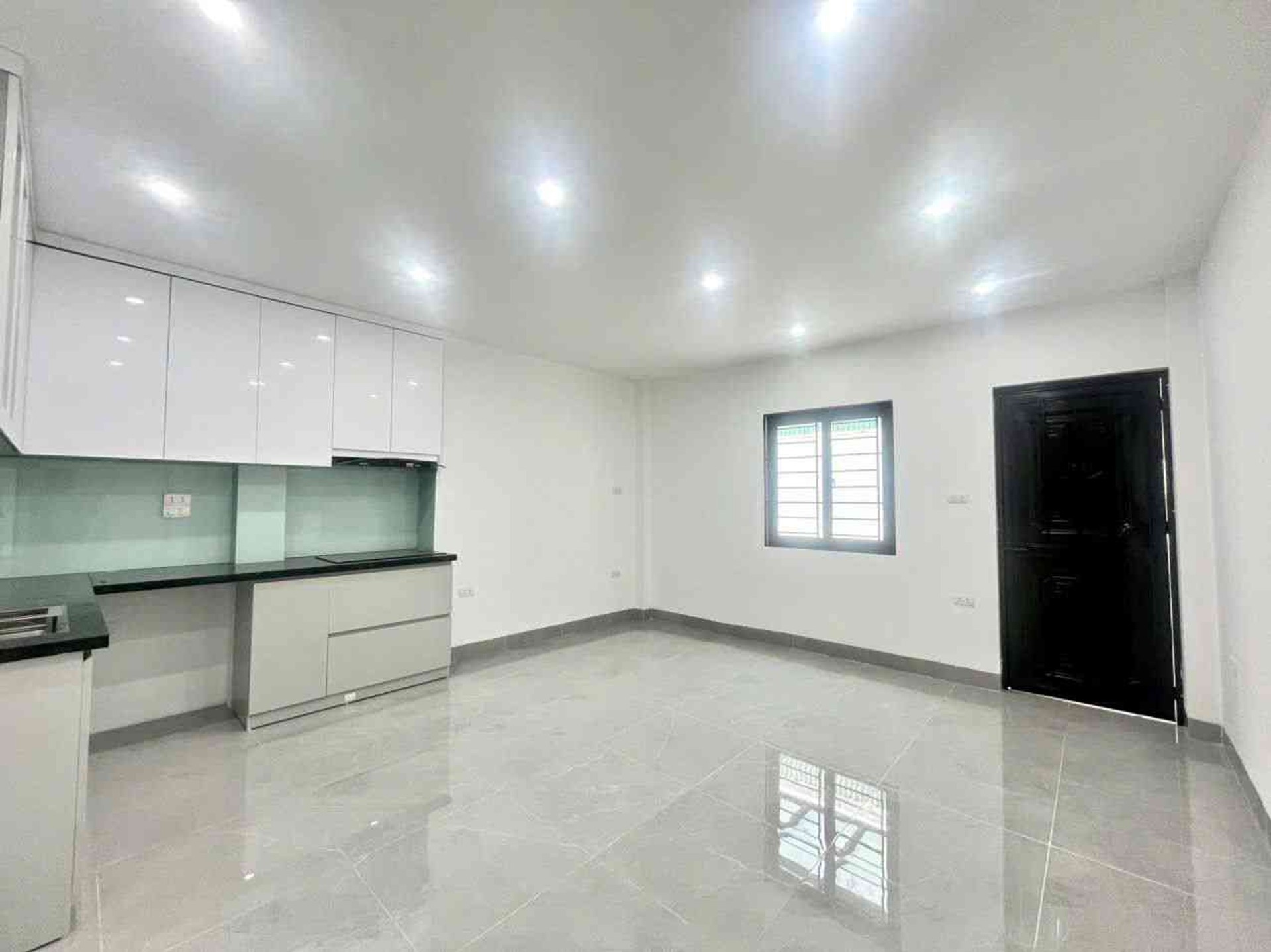 Bán nhà Dương Văn Bé - diện tích 50m2 5 tầng - giá 12 tỷ