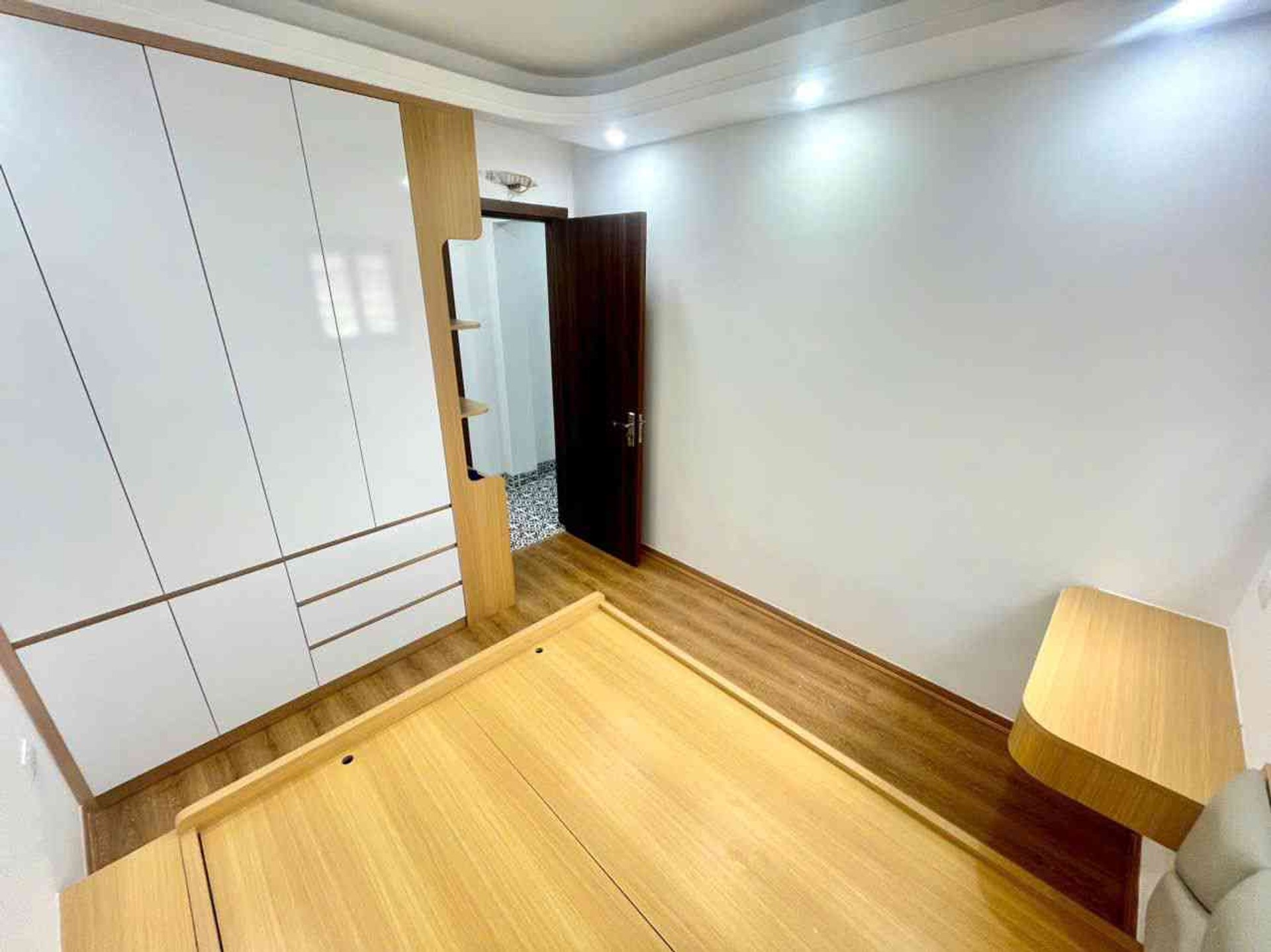 Bán nhà Dương Văn Bé - diện tích 50m2 5 tầng - giá 12 tỷ