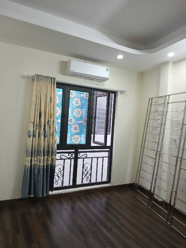Bán nhà Hoàng Mai - diện tích 31m2 5 tầng - LÔ GÓC - NHÀ MỚI - giá 7,5 tỷ