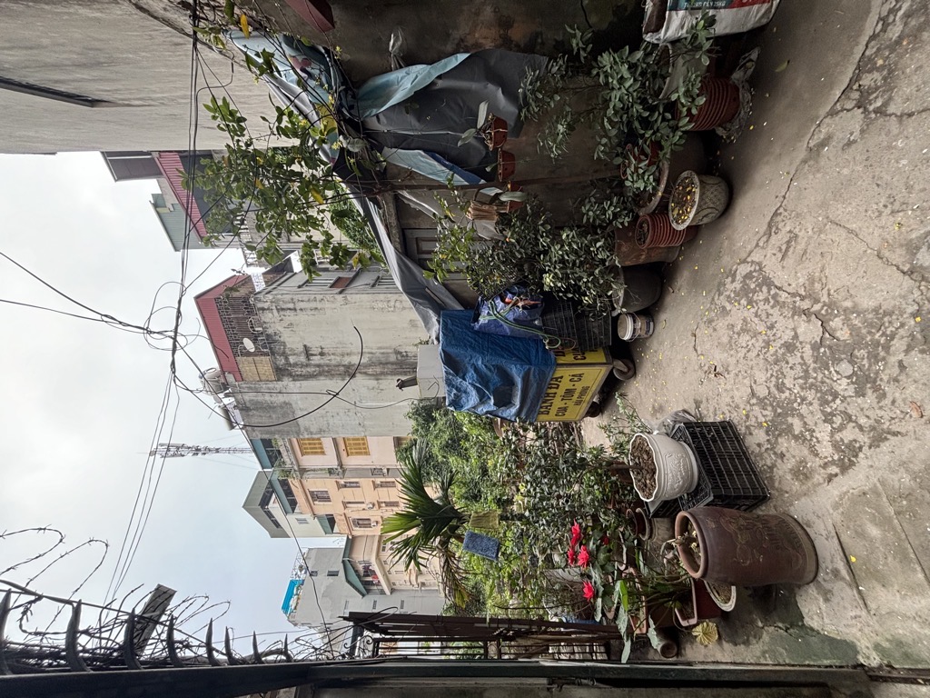 Bán nhà Ô Đồng Lầm - diện tích 570m2 1 tầng - Hiếm, gần Hồ Ba Mẫu - giá 106 tỷ