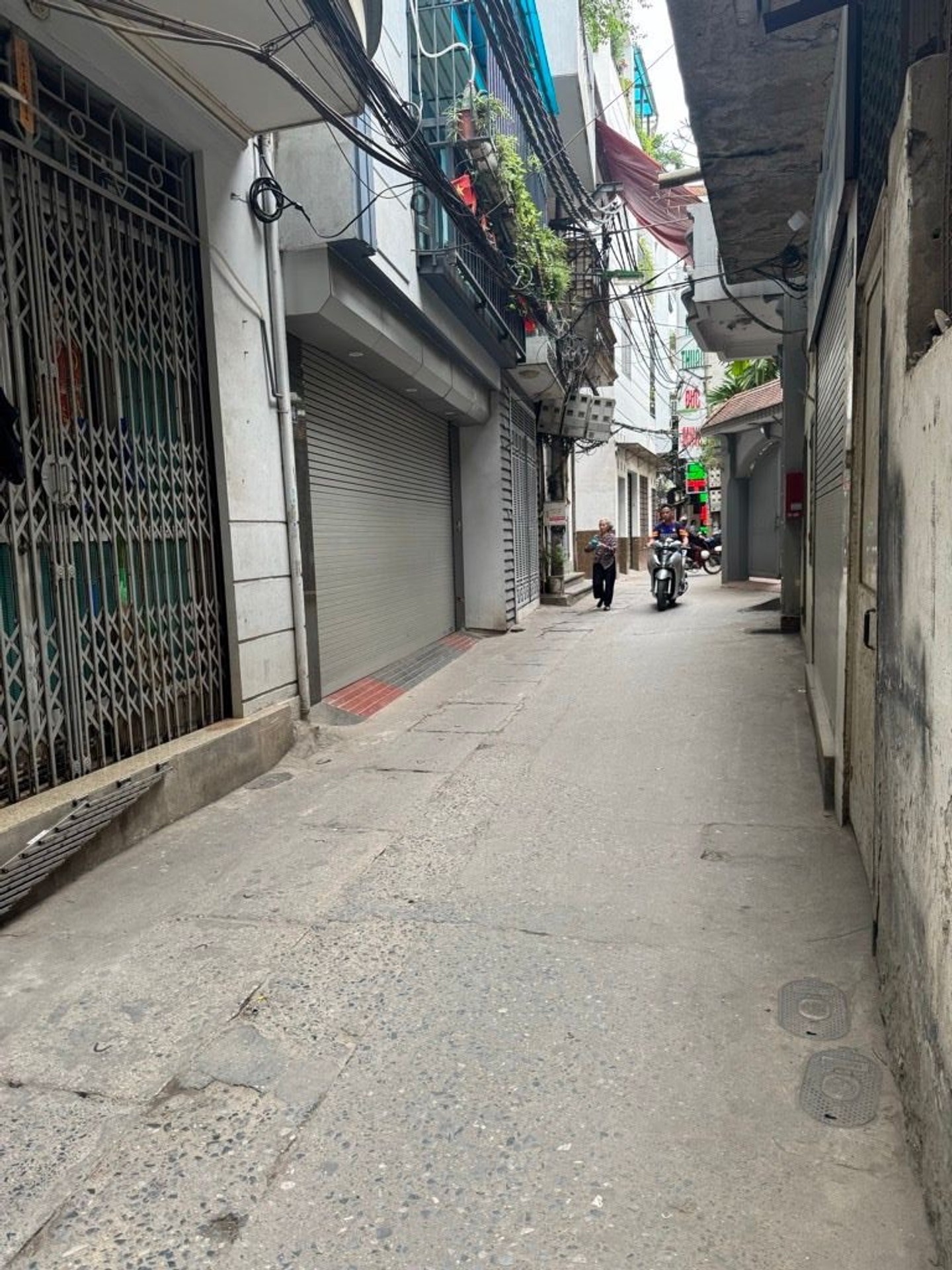Bán nhà Trương Định - diện tích 30m2 4 tầng - Ô tô gần nhà - giá 9,2 tỷ