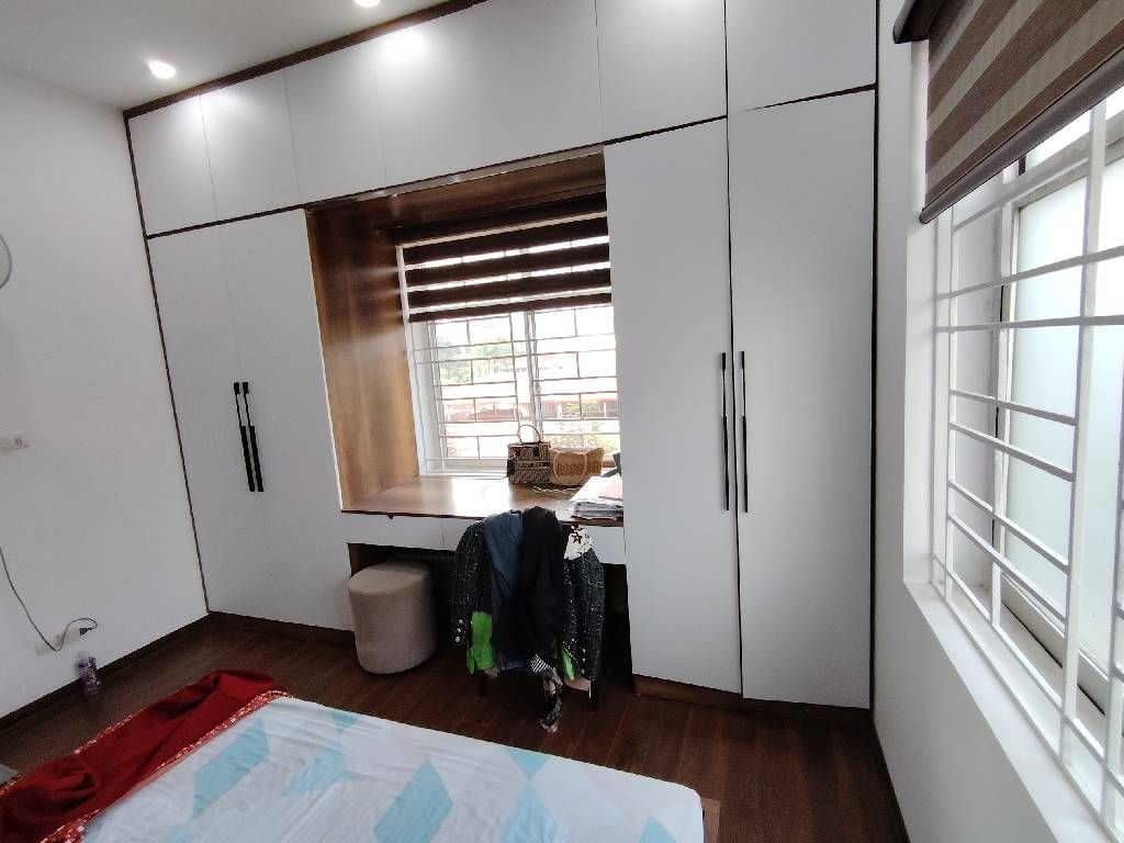 Bán nhà Nguyễn Hữu Thọ - diện tích 124m2 4 tầng - Lô góc - giá 10,2 tỷ