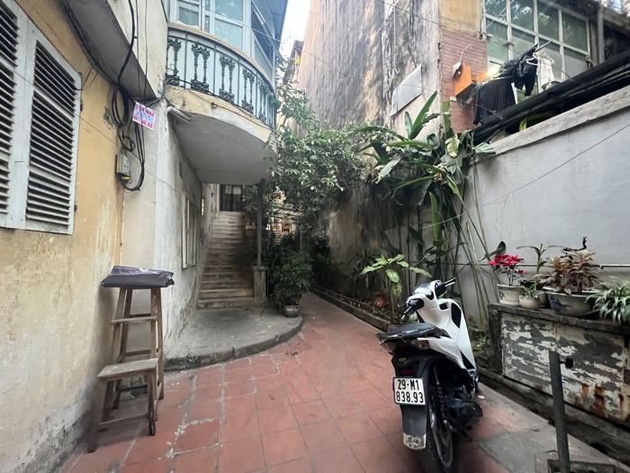 Bán nhà Nguyễn Thượng Hiền - diện tích 30m2 3 tầng - nhà đẹp hiếm có - giá 9,5 tỷ