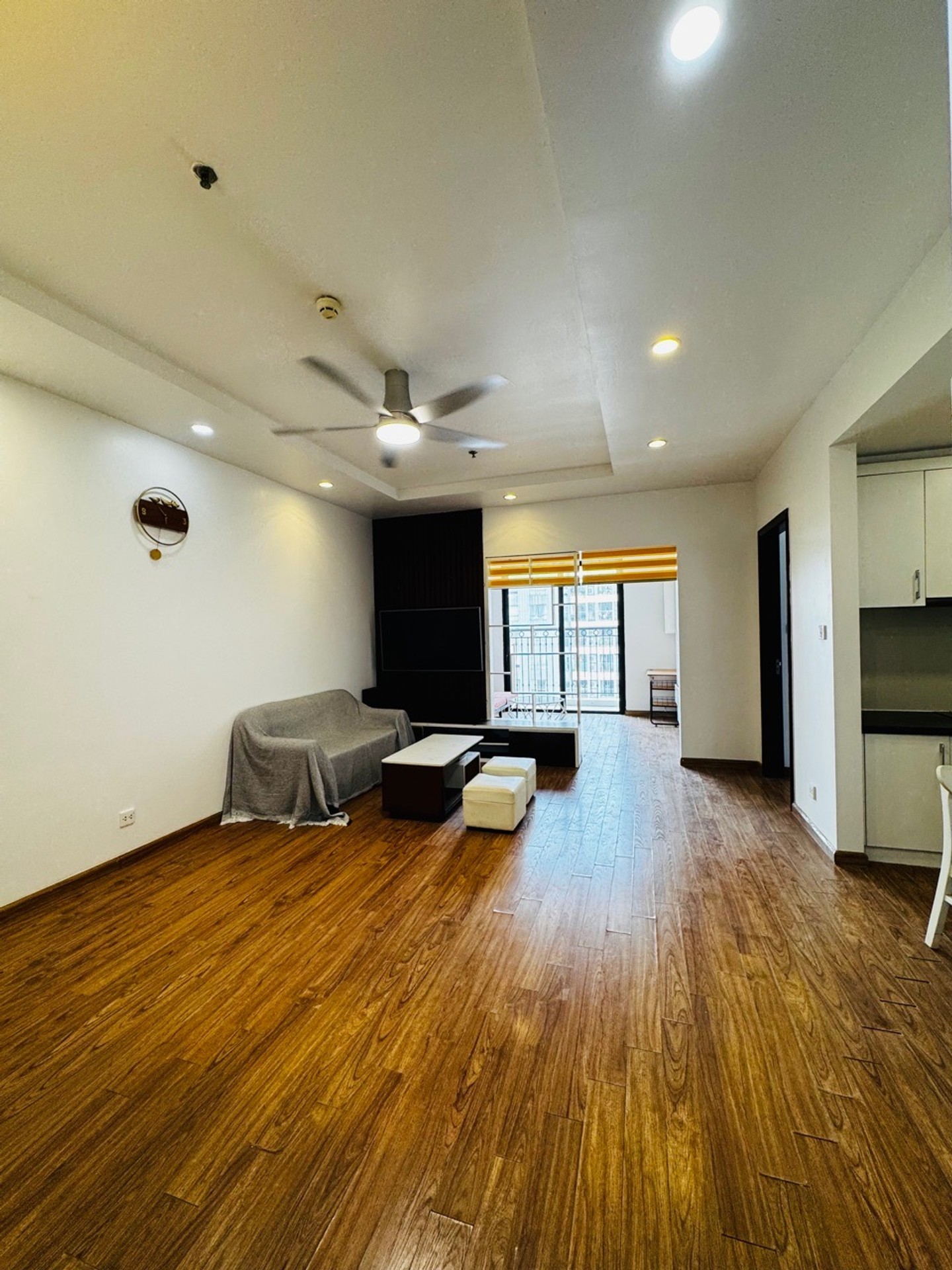 Bán nhà Minh Khai - diện tích 75m2 32 tầng - Căn hộ đẹp, giá 9 tỷ