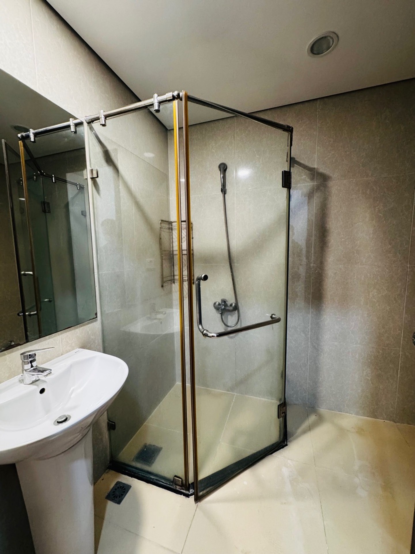 Bán nhà Minh Khai - diện tích 75m2 32 tầng - Căn hộ đẹp, giá 9 tỷ