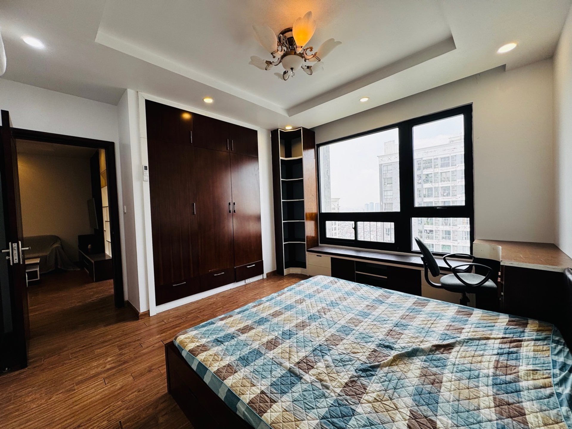 Bán nhà Minh Khai - diện tích 75m2 32 tầng - Căn hộ đẹp, giá 9 tỷ