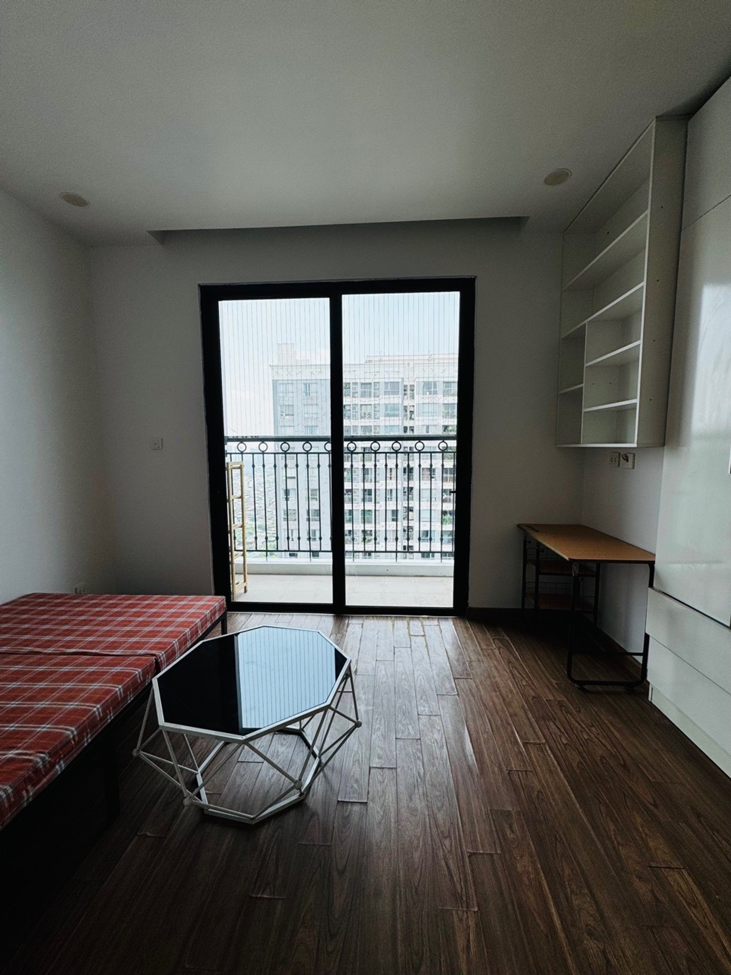 Bán nhà Minh Khai - diện tích 75m2 32 tầng - Căn hộ đẹp, giá 9 tỷ