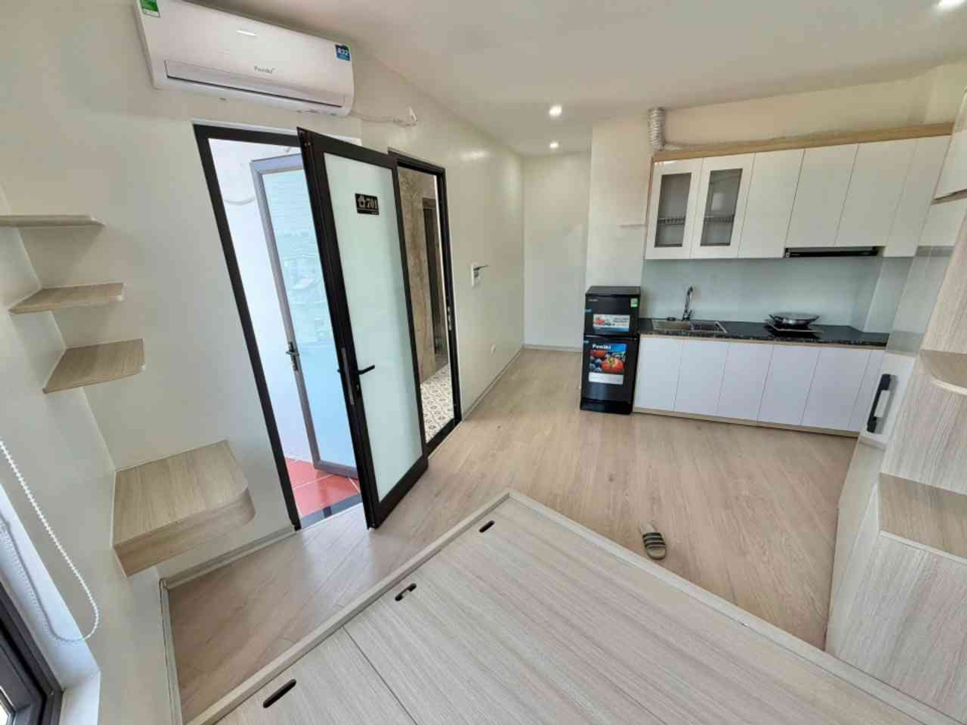 Bán nhà Trương Định - diện tích 60m2 7 tầng - thang máy, sát ô tô - giá 16,5 tỷ