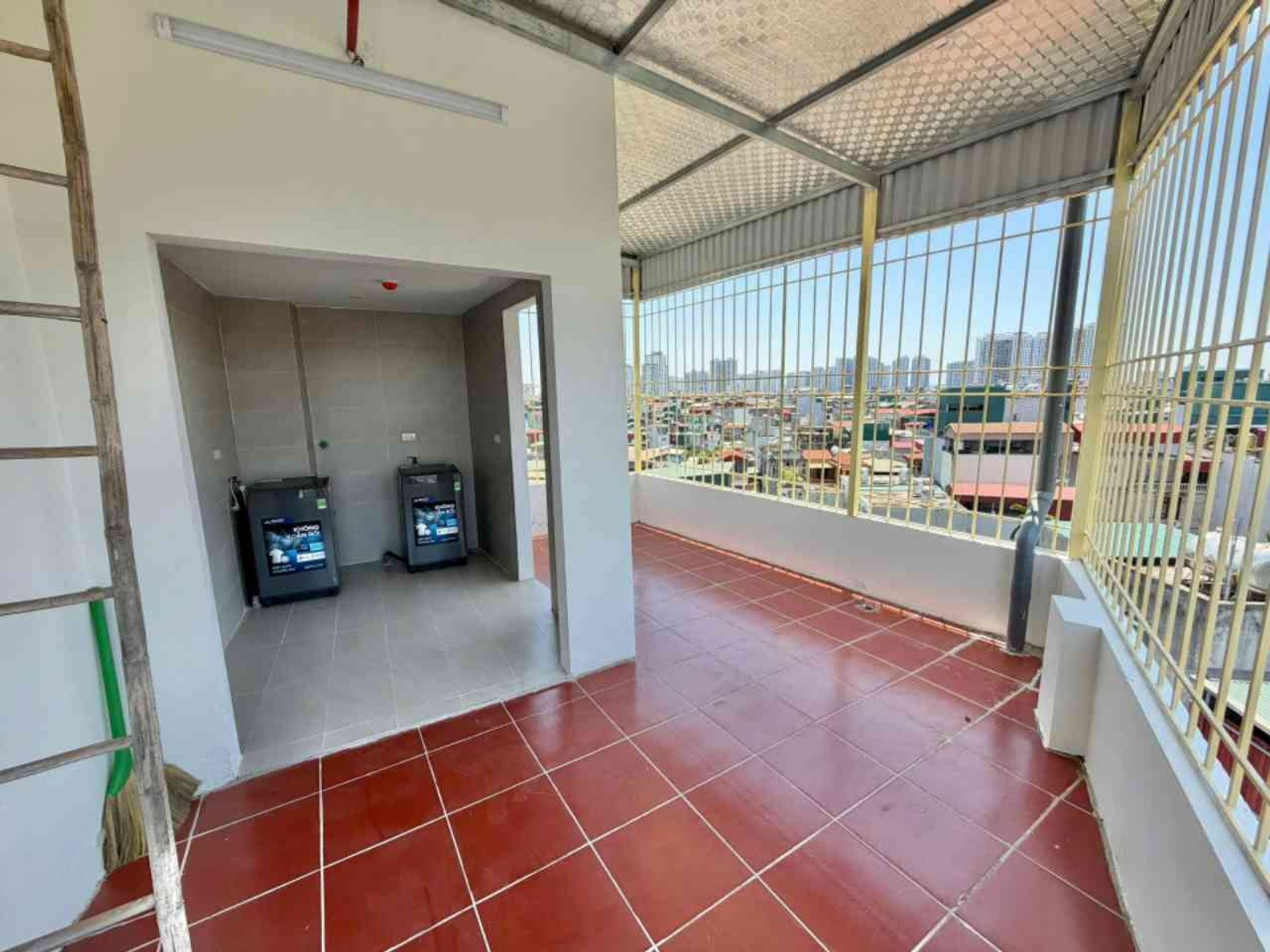 Bán nhà Trương Định - diện tích 60m2 7 tầng - thang máy, sát ô tô - giá 16,5 tỷ