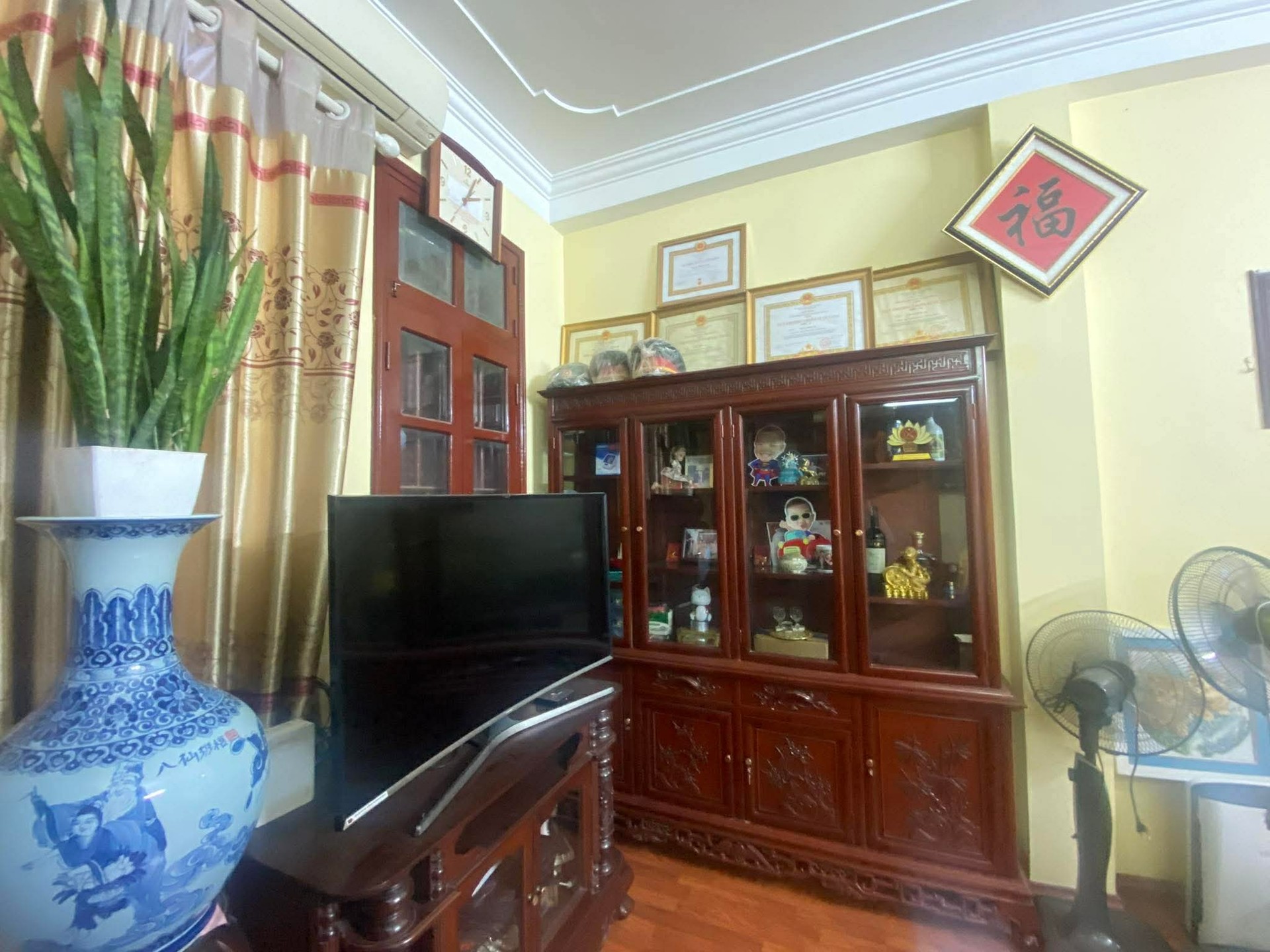Bán nhà Trịnh Đình Cửu - diện tích 54m2 4 tầng - ô tô tránh - giá 15,8 tỷ