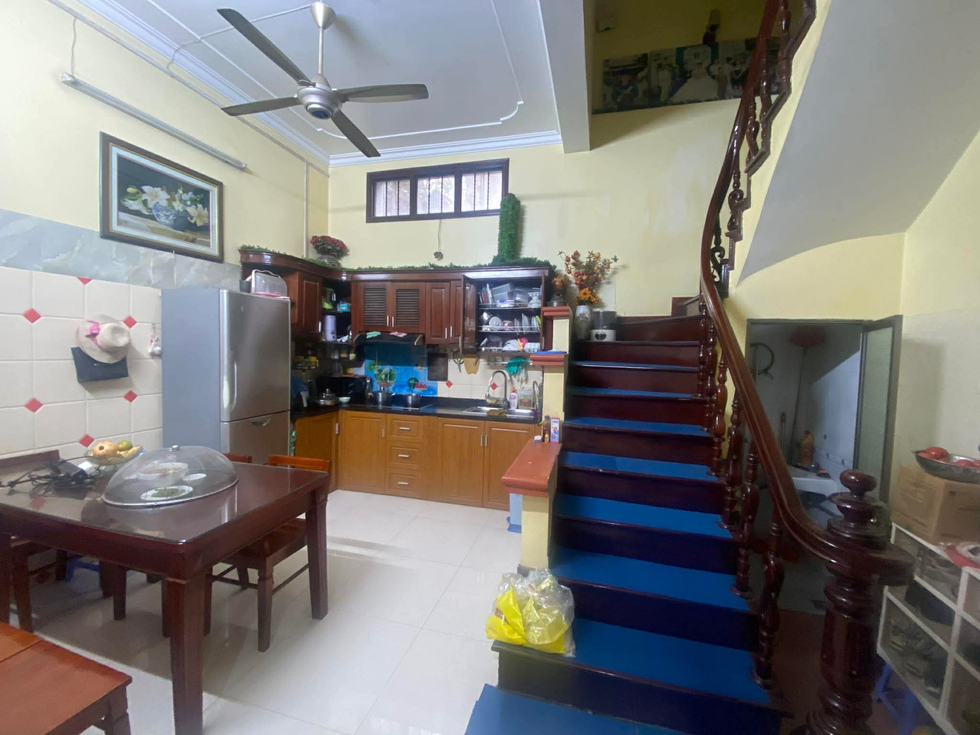 Bán nhà Trịnh Đình Cửu - diện tích 54m2 4 tầng - ô tô tránh - giá 15,8 tỷ
