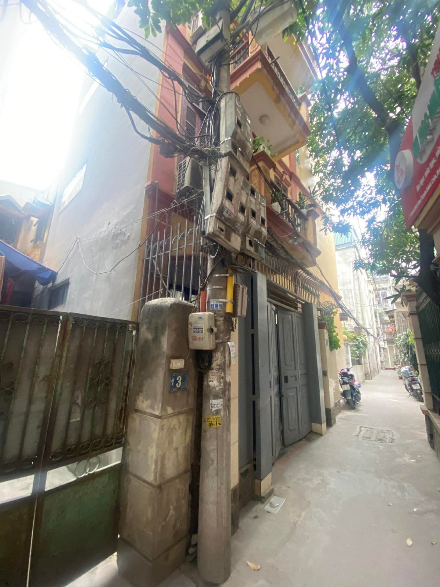 Bán nhà Trịnh Đình Cửu - diện tích 54m2 4 tầng - ô tô tránh - giá 15,8 tỷ