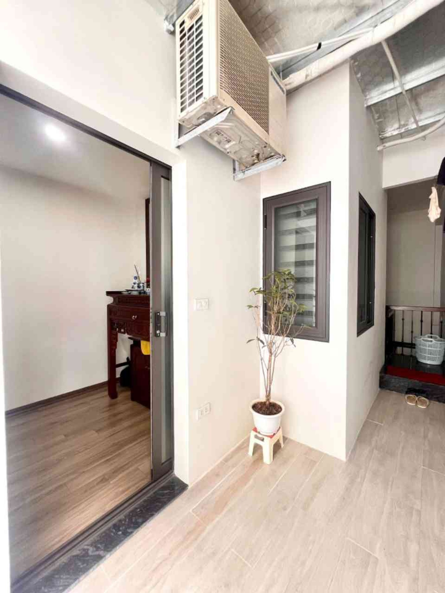 Bán nhà Yên Lãng - diện tích 23m2 5 tầng - Ô tô - giá 6,5 tỷ
