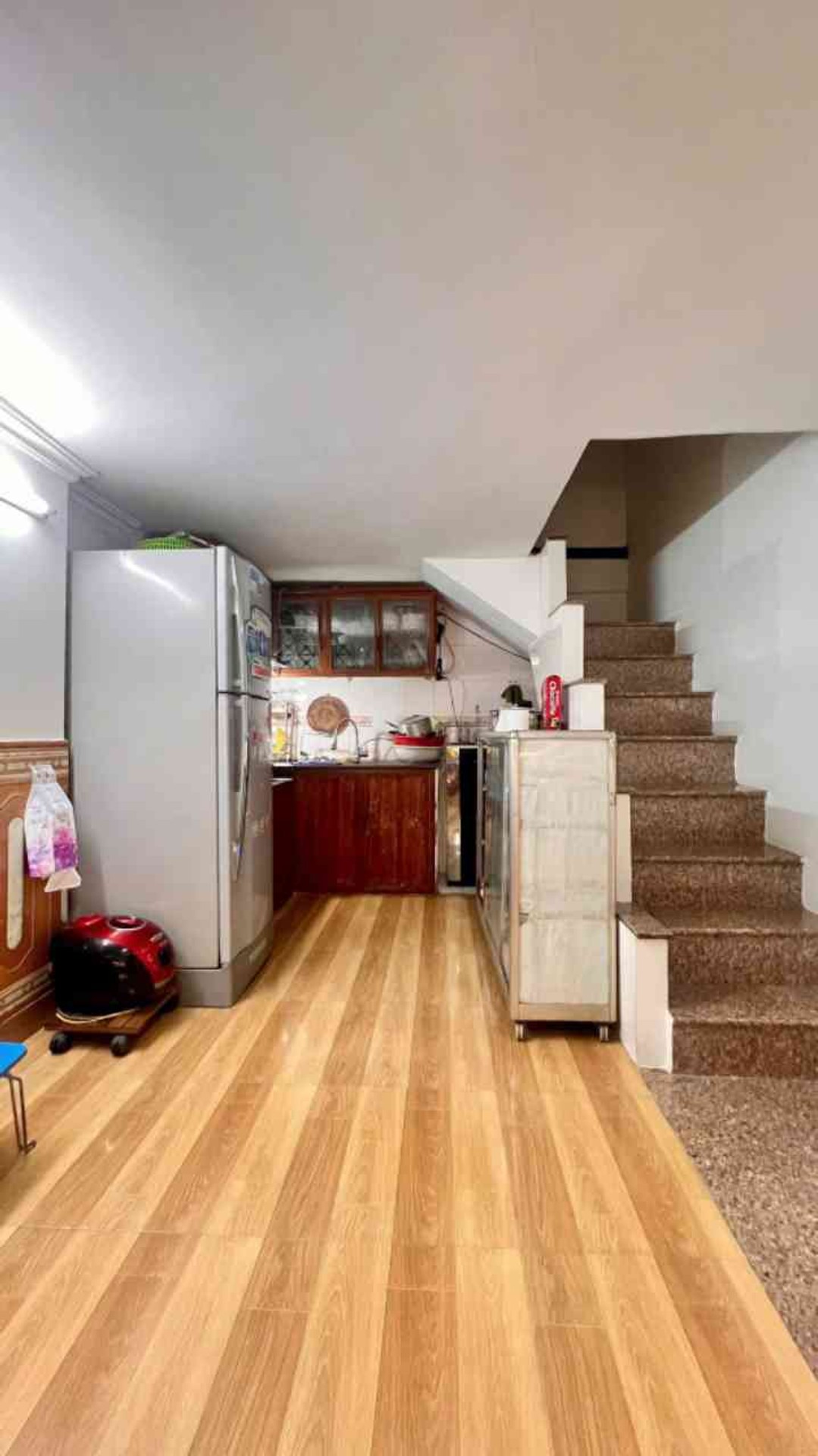 Bán nhà Yên Lãng - diện tích 23m2 5 tầng - Ô tô - giá 6,5 tỷ