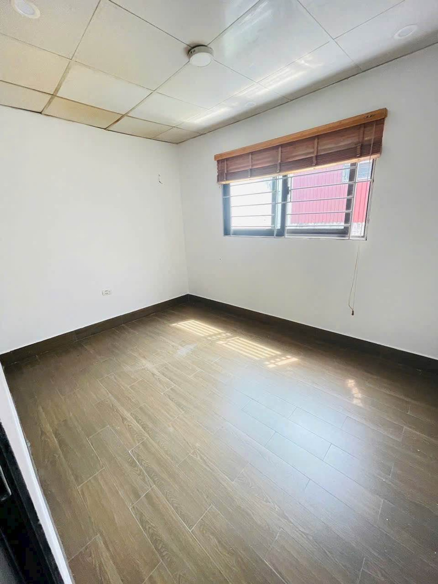 Bán nhà Hồng Mai - diện tích 23m2 3 tầng - Nhà đẹp hiếm có - giá 3,2 tỷ