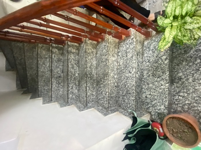 Bán nhà Trần Khát Chân - diện tích 25m2 5 tầng - Mặt phố kinh doanh sầm uất - giá 25 tỷ