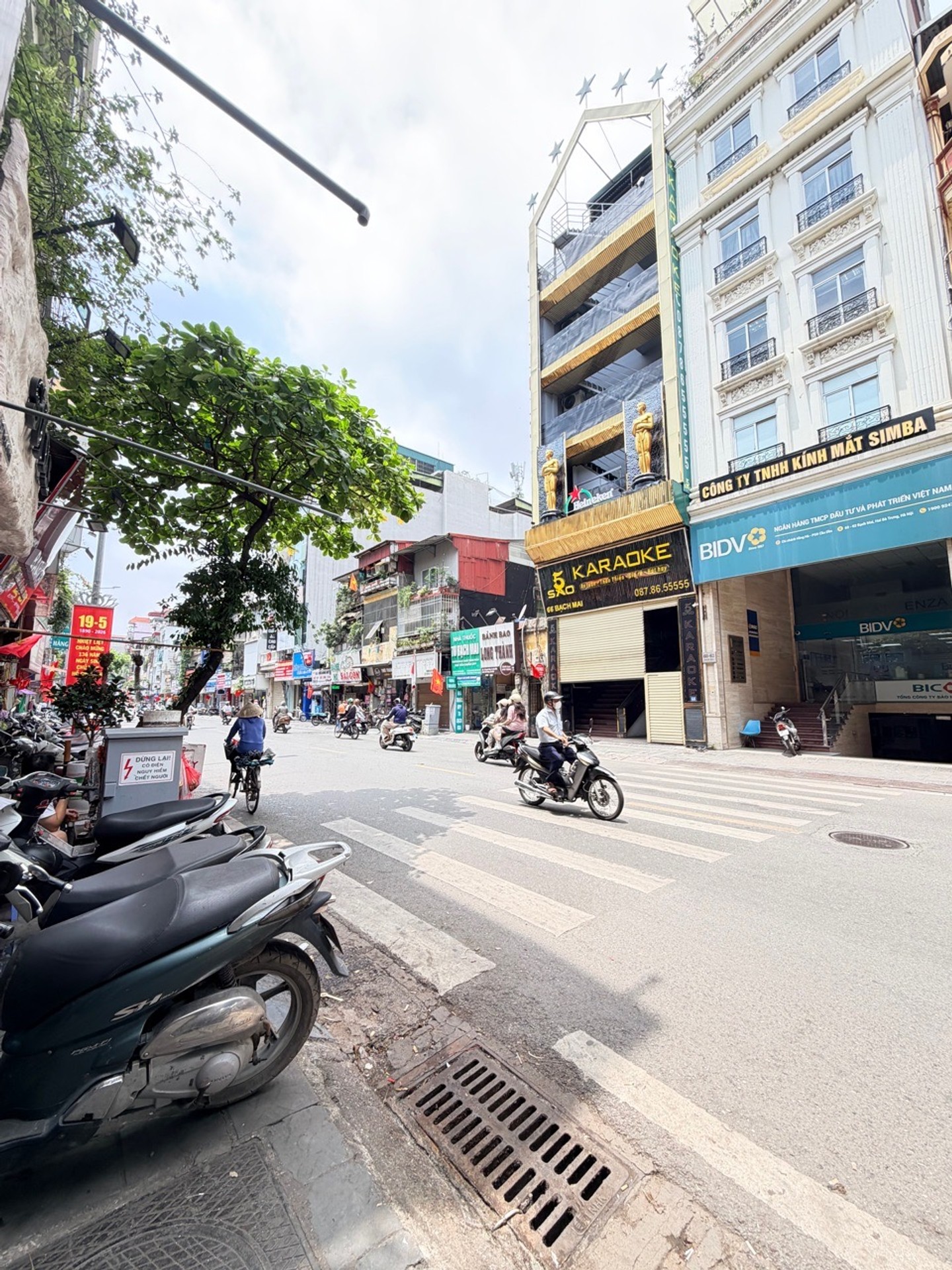 Bán nhà Bạch Mai - diện tích 68m2 5 tầng - Mặt phố trung tâm kinh doanh nhộn nhịp - giá 18 tỷ