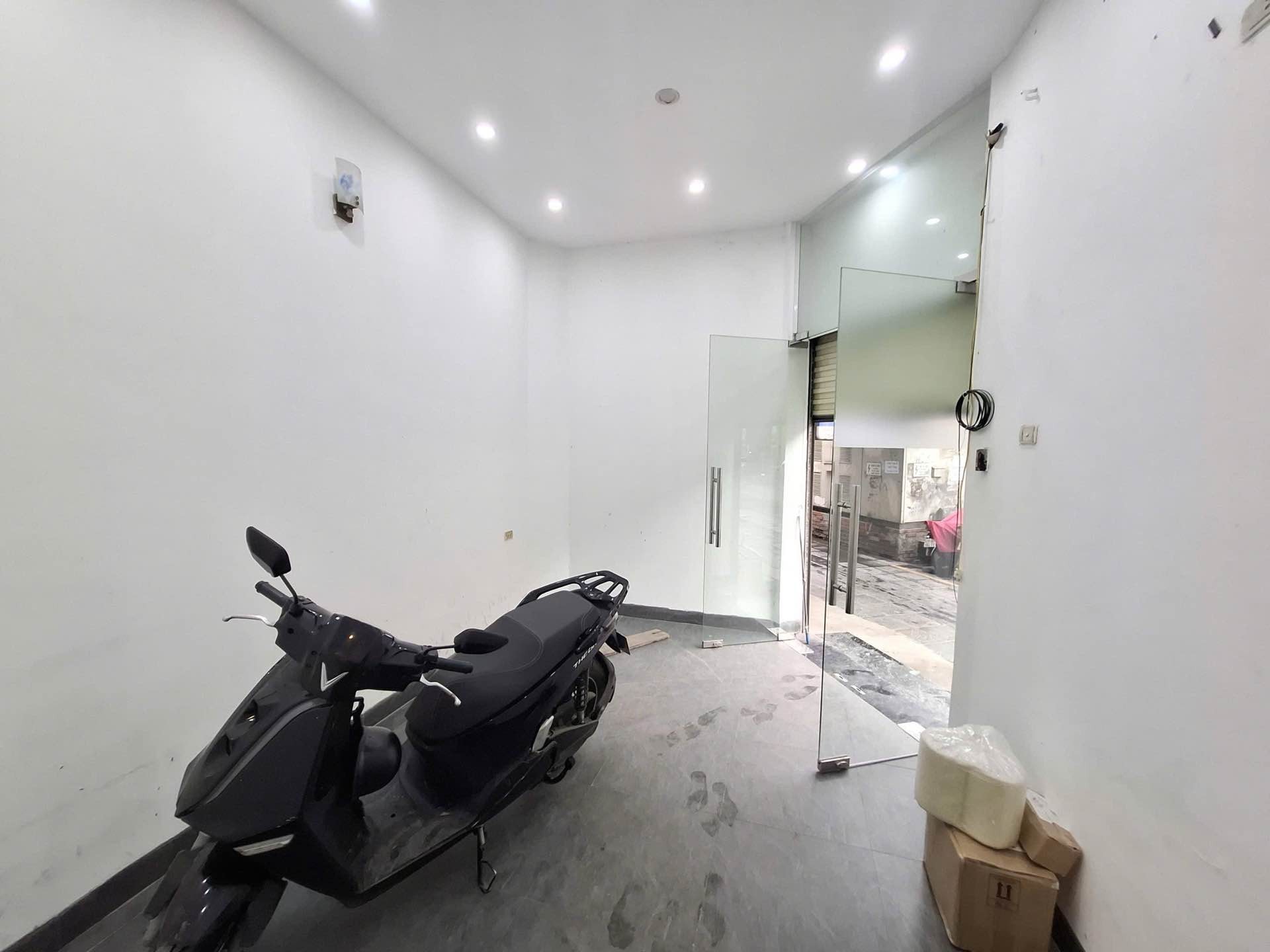 Bán nhà Nguyễn Văn Viên - diện tích 50m2 5 tầng - Mặt phố - giá 16,5 tỷ