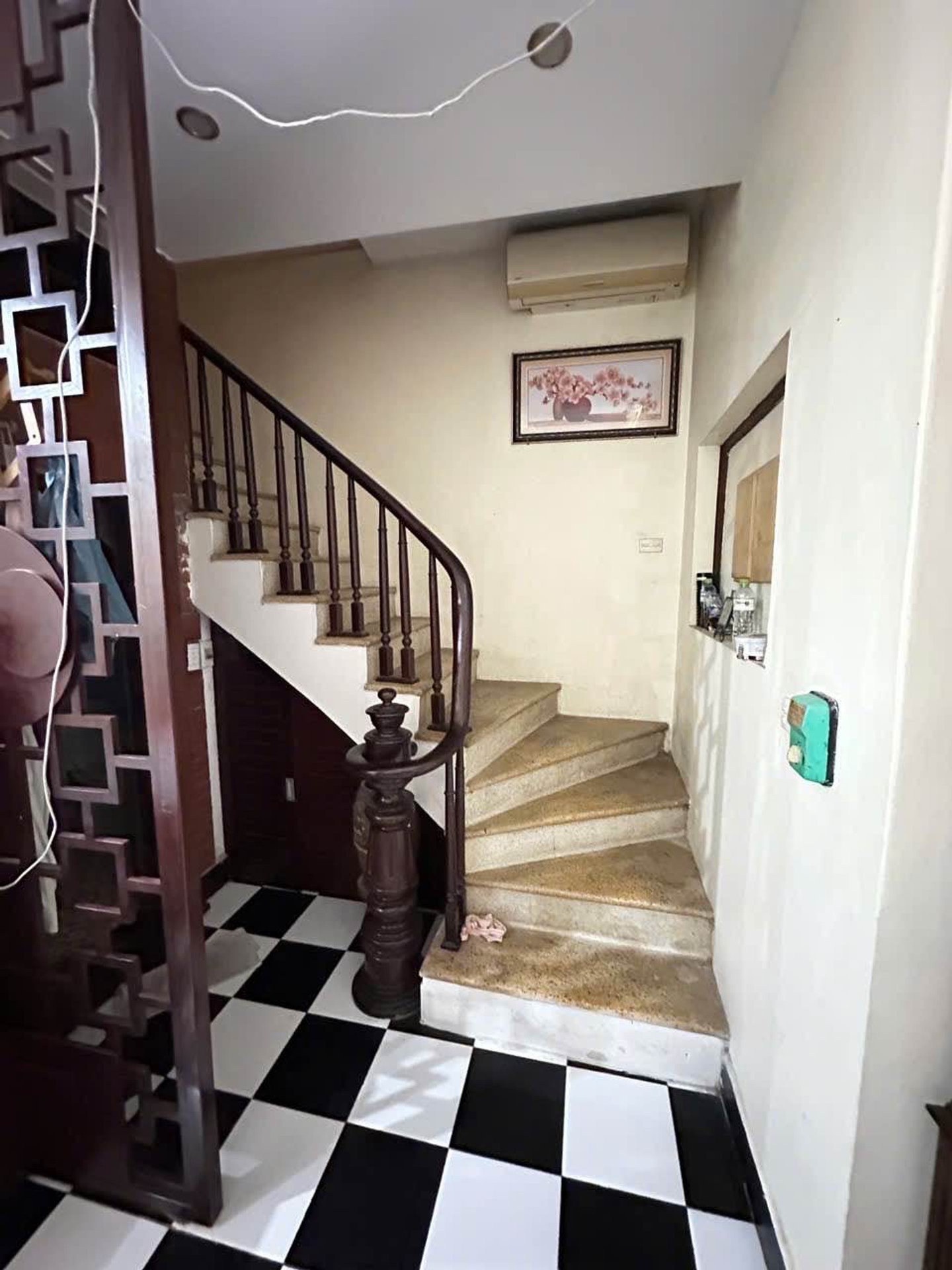 Bán nhà Minh Khai - diện tích 45m2 2 tầng - Lô góc - giá 20 tỷ