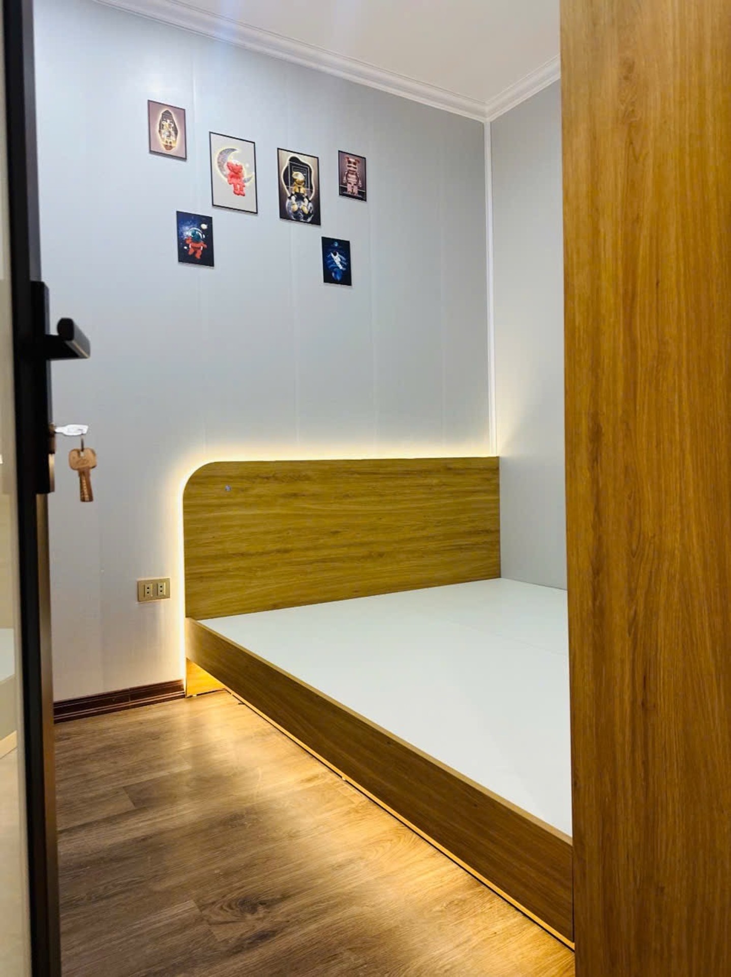 Bán nhà Ngõ Văn Hương - diện tích 60m2 1 tầng - Căn hộ mới keng, full nội thất - giá 3,8 tỷ