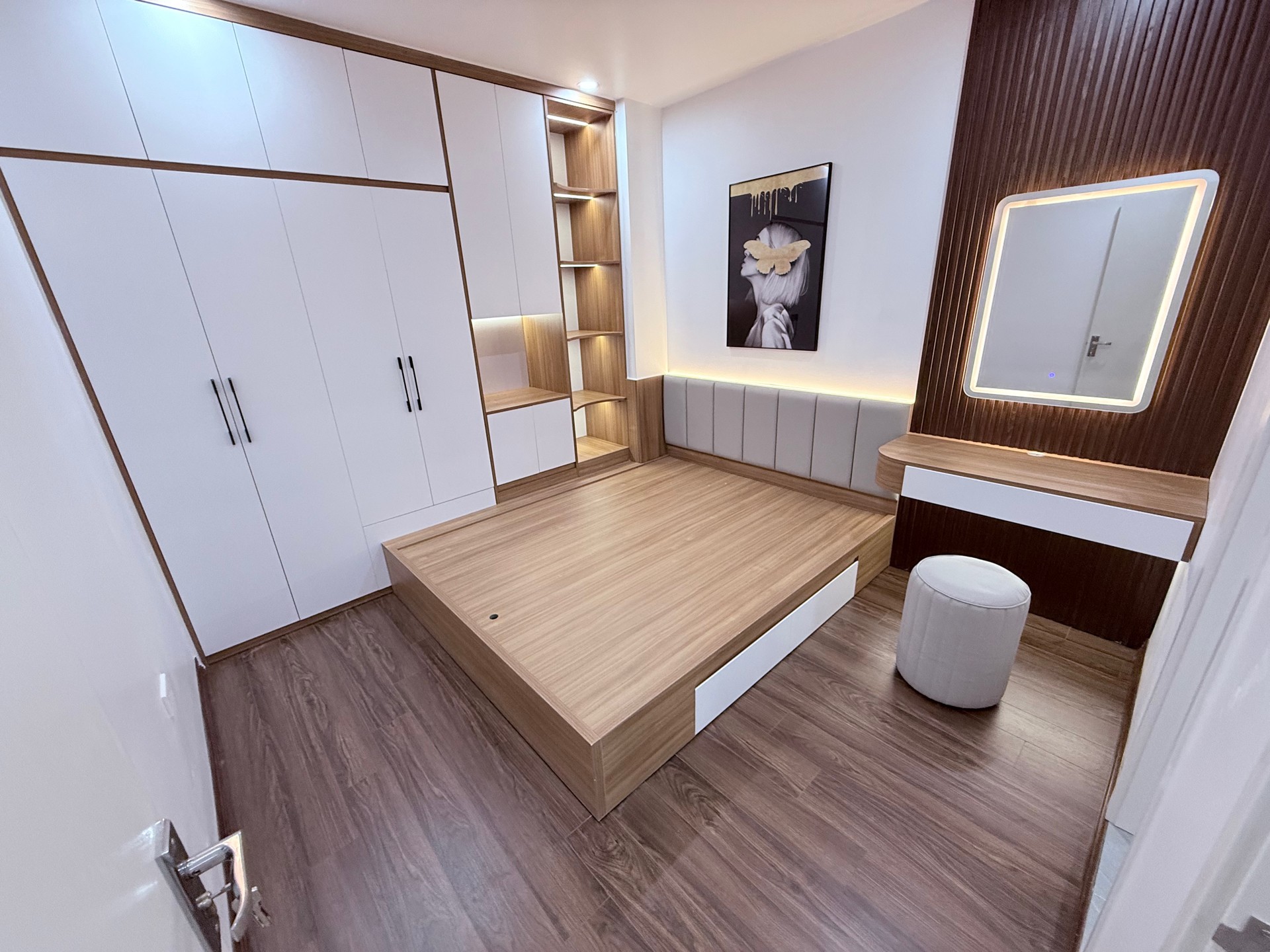 Bán nhà Định Công - diện tích 71m2 1 tầng - Căn hộ 210 - giá 5,8 tỷ