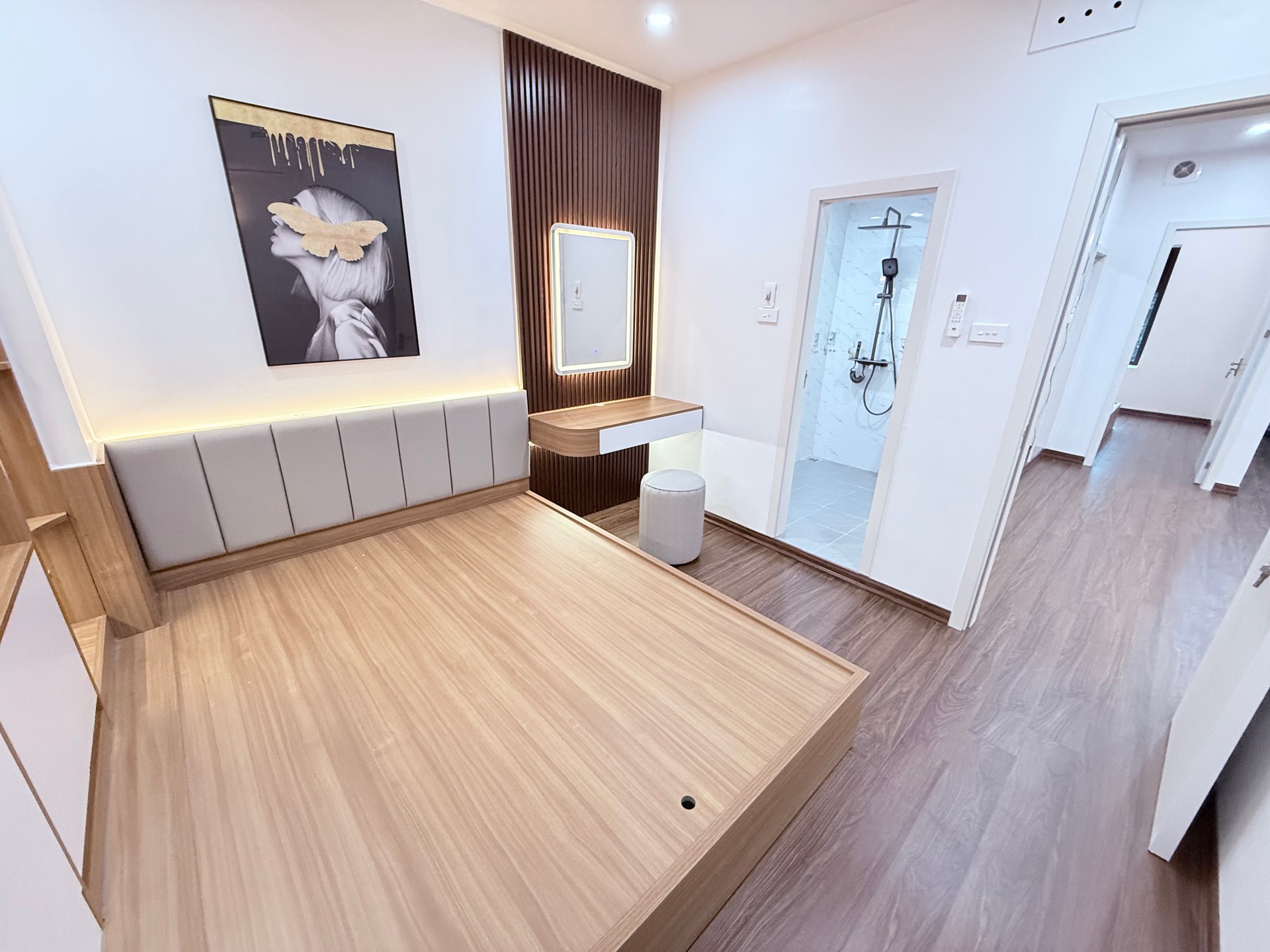 Bán nhà Định Công - diện tích 71m2 1 tầng - Căn hộ 210 - giá 5,8 tỷ