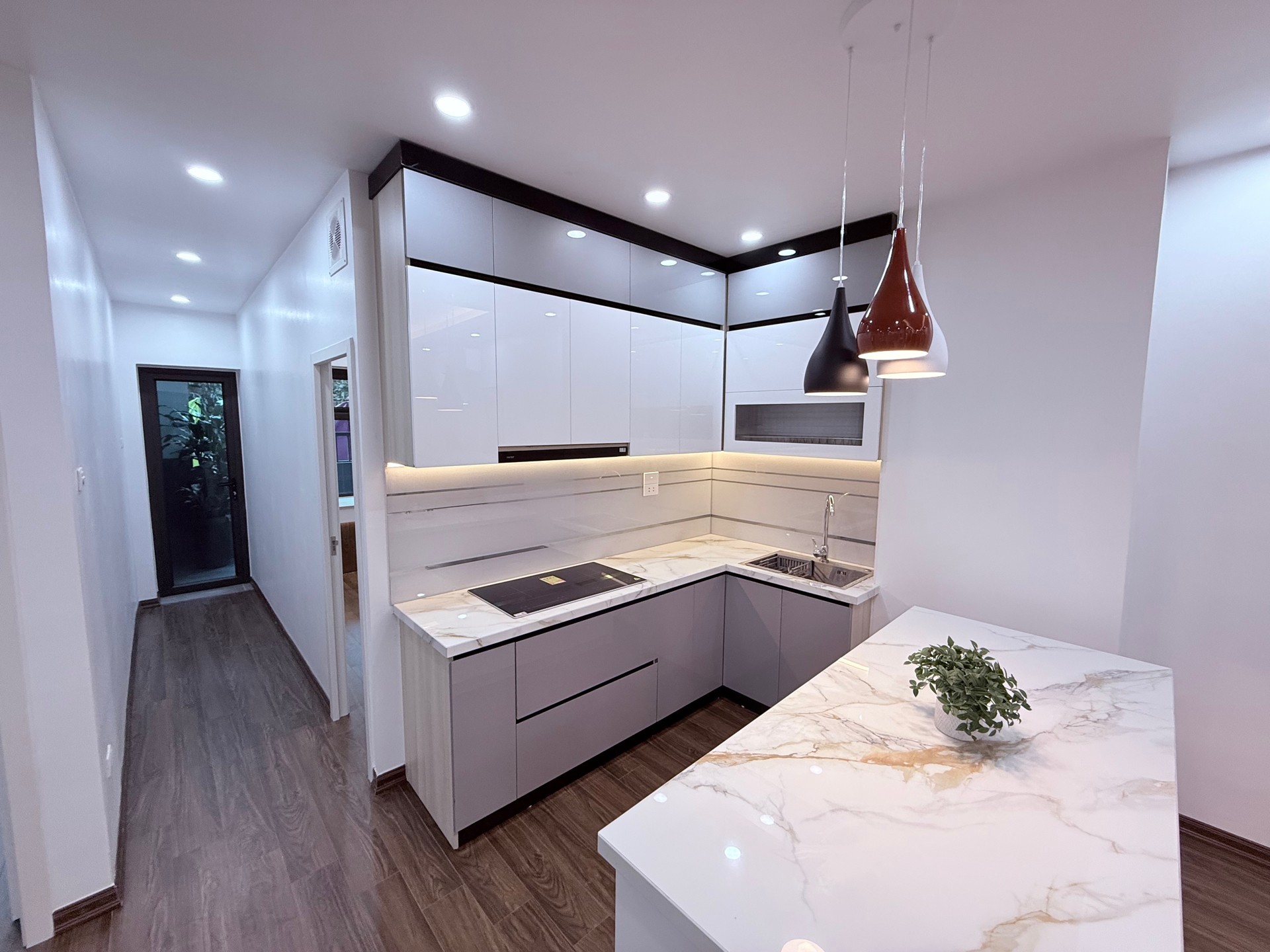 Bán nhà Định Công - diện tích 71m2 1 tầng - Căn hộ 210 - giá 5,8 tỷ