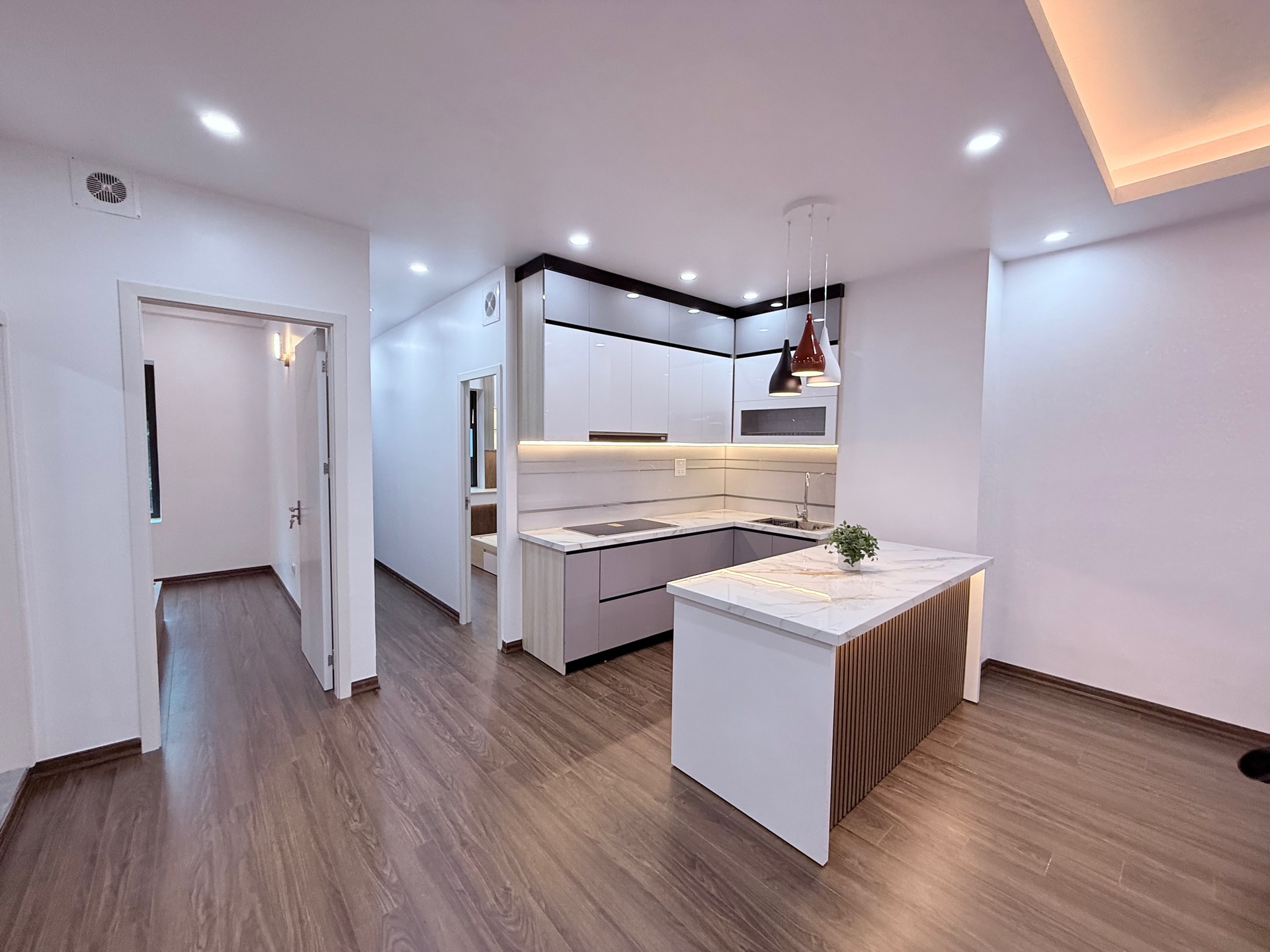 Bán nhà Định Công - diện tích 71m2 1 tầng - Căn hộ 210 - giá 5,8 tỷ