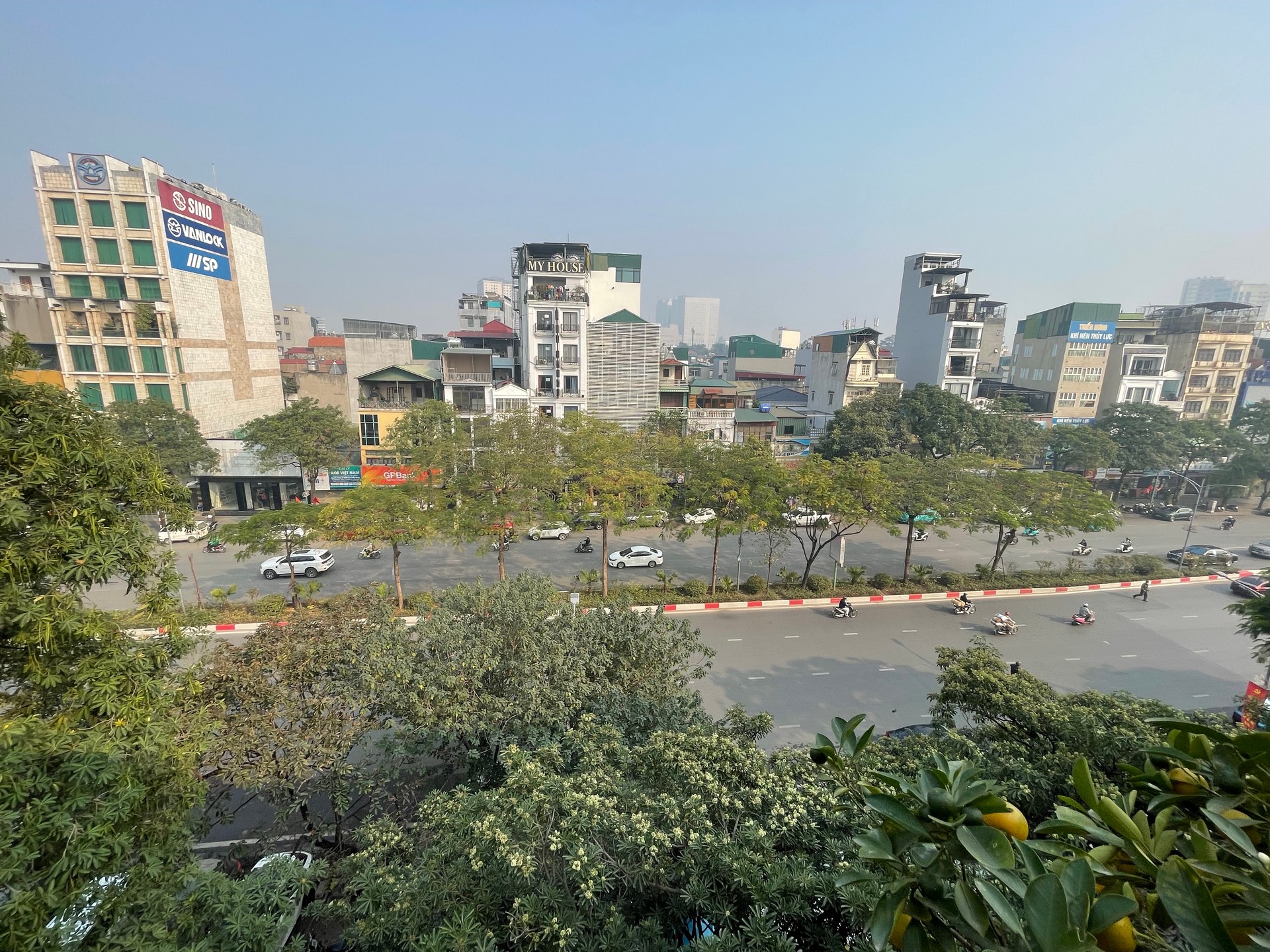 Bán nhà Trần Khát Chân - diện tích 36m2 5 tầng - Mặt phố - giá 31,8 tỷ