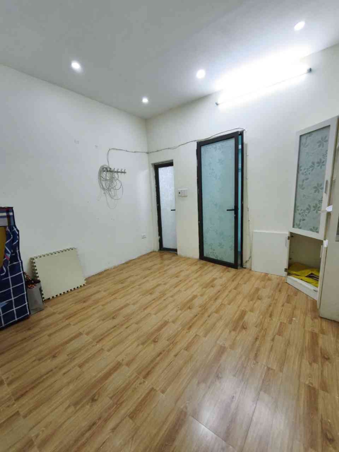 Bán nhà Hồng Mai - diện tích 20m2 2 tầng - gần ô tô - giá 2,9 tỷ