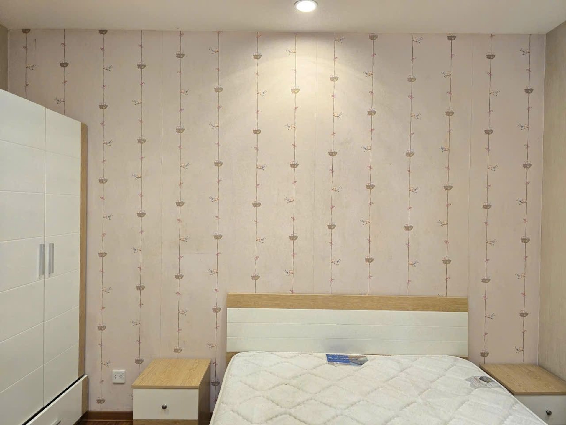 Bán nhà Hai Bà Trưng - diện tích 87m2 1 tầng - Căn hộ view Sông Hồng - giá 9,7 tỷ