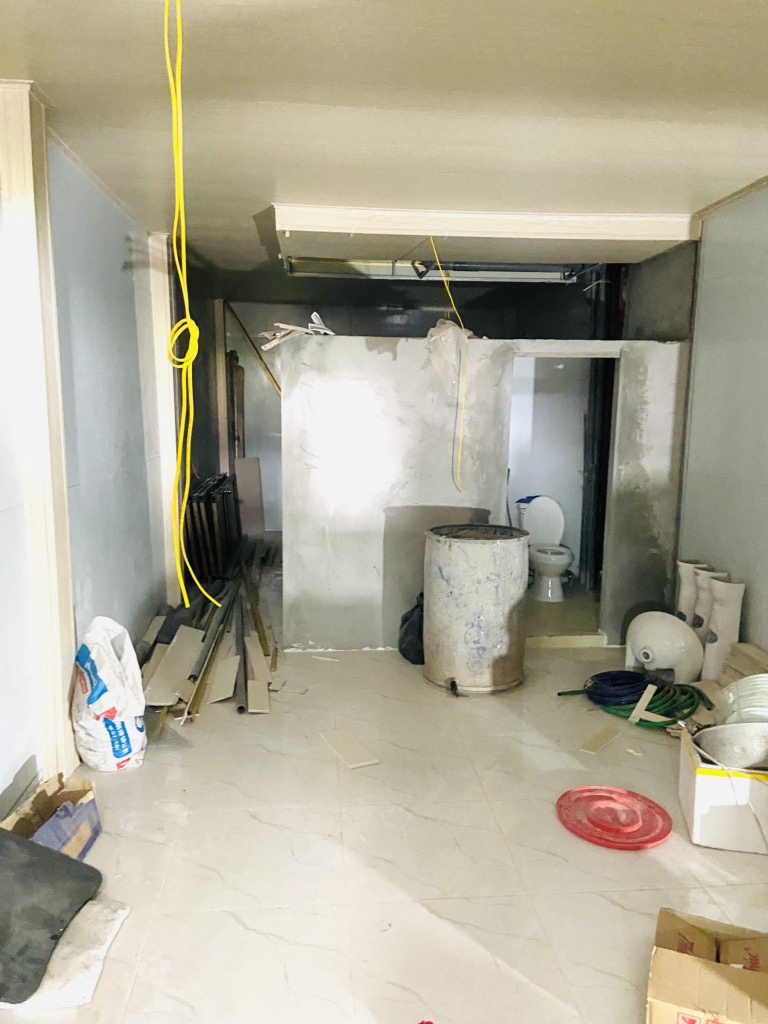 Bán nhà Chính Kinh - diện tích 72m2 3 tầng - Mặt phố kinh doanh sầm uất - giá 30 tỷ