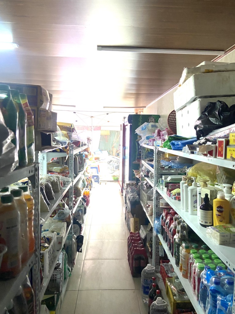 Bán nhà Chính Kinh - diện tích 72m2 3 tầng - Mặt phố kinh doanh sầm uất - giá 30 tỷ