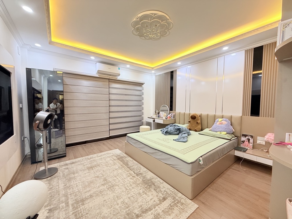 Bán nhà Tương Mai - diện tích 42m2 7 tầng - Thang máy - giá 15,7 tỷ