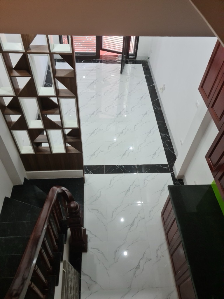 Bán nhà Thúy Lĩnh - diện tích 36m2 6 tầng - Ô TÔ TRÁNH - giá 7 tỷ