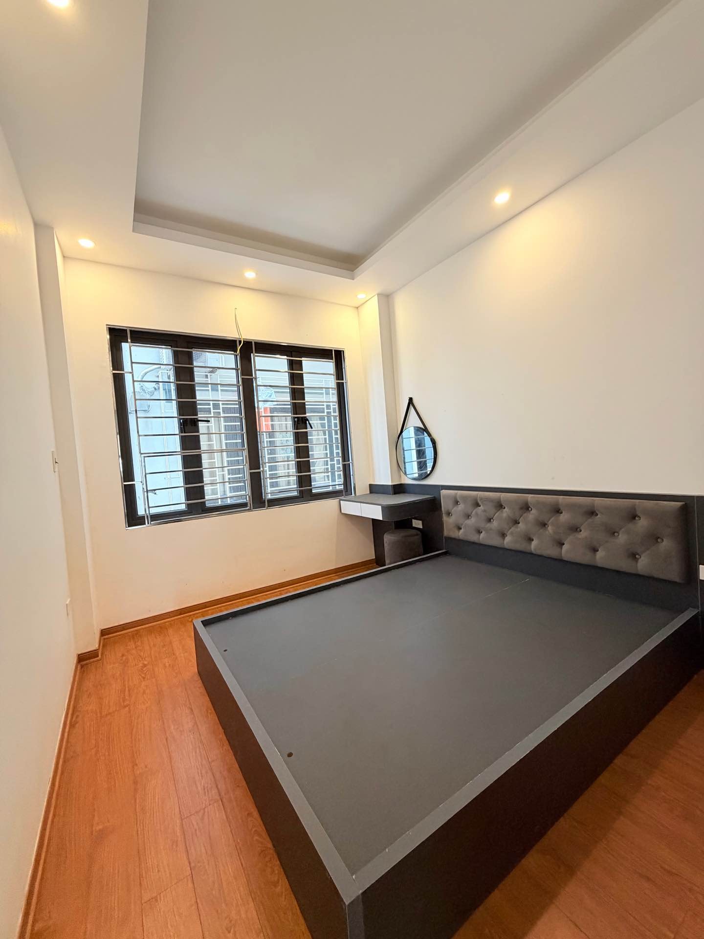 Bán nhà Thanh Lân - diện tích 34m2 4 tầng - Nhà mới full nội thất - giá 6,3 tỷ