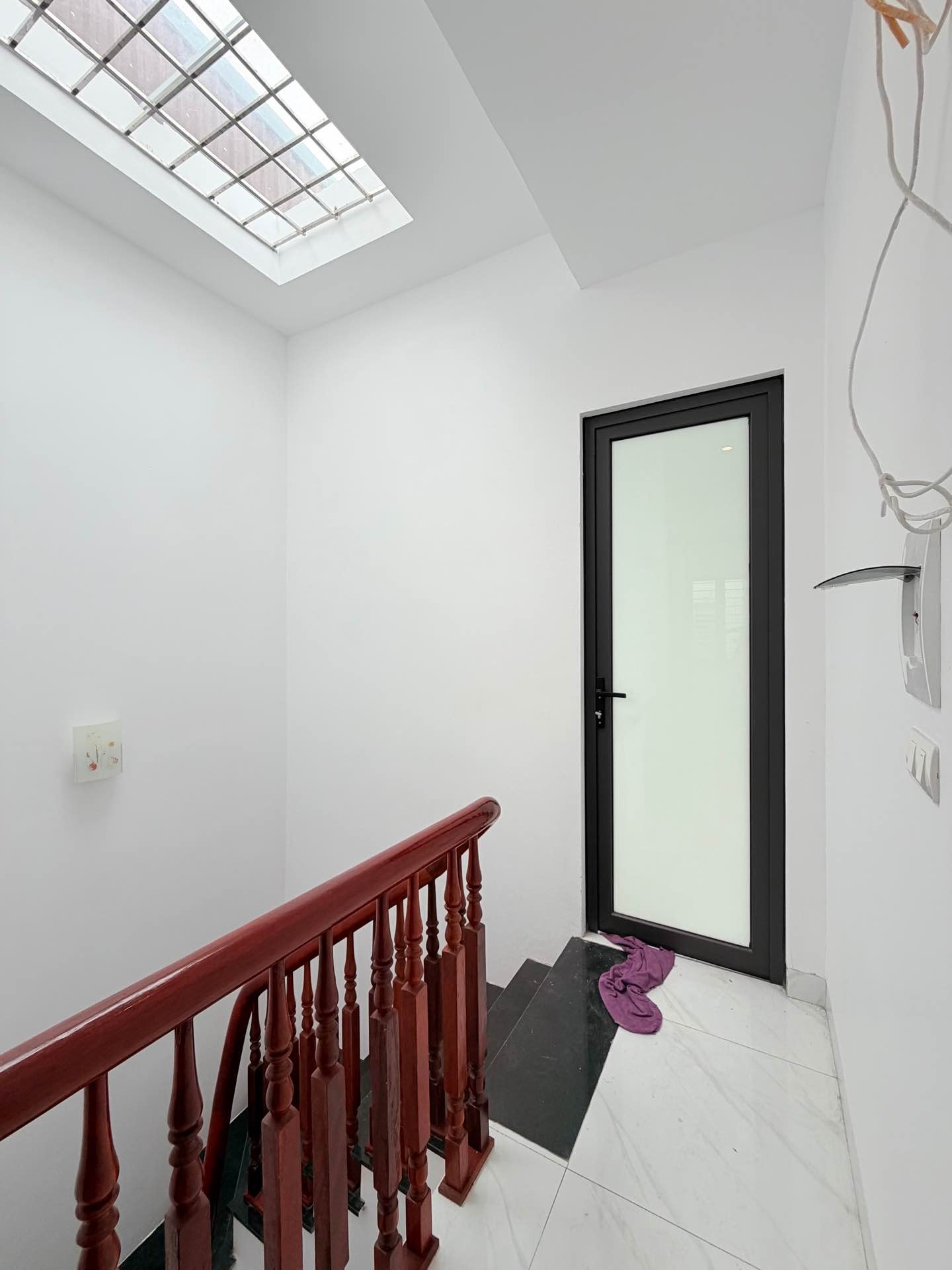 Bán nhà Thanh Lân - diện tích 34m2 4 tầng - Nhà mới full nội thất - giá 6,3 tỷ