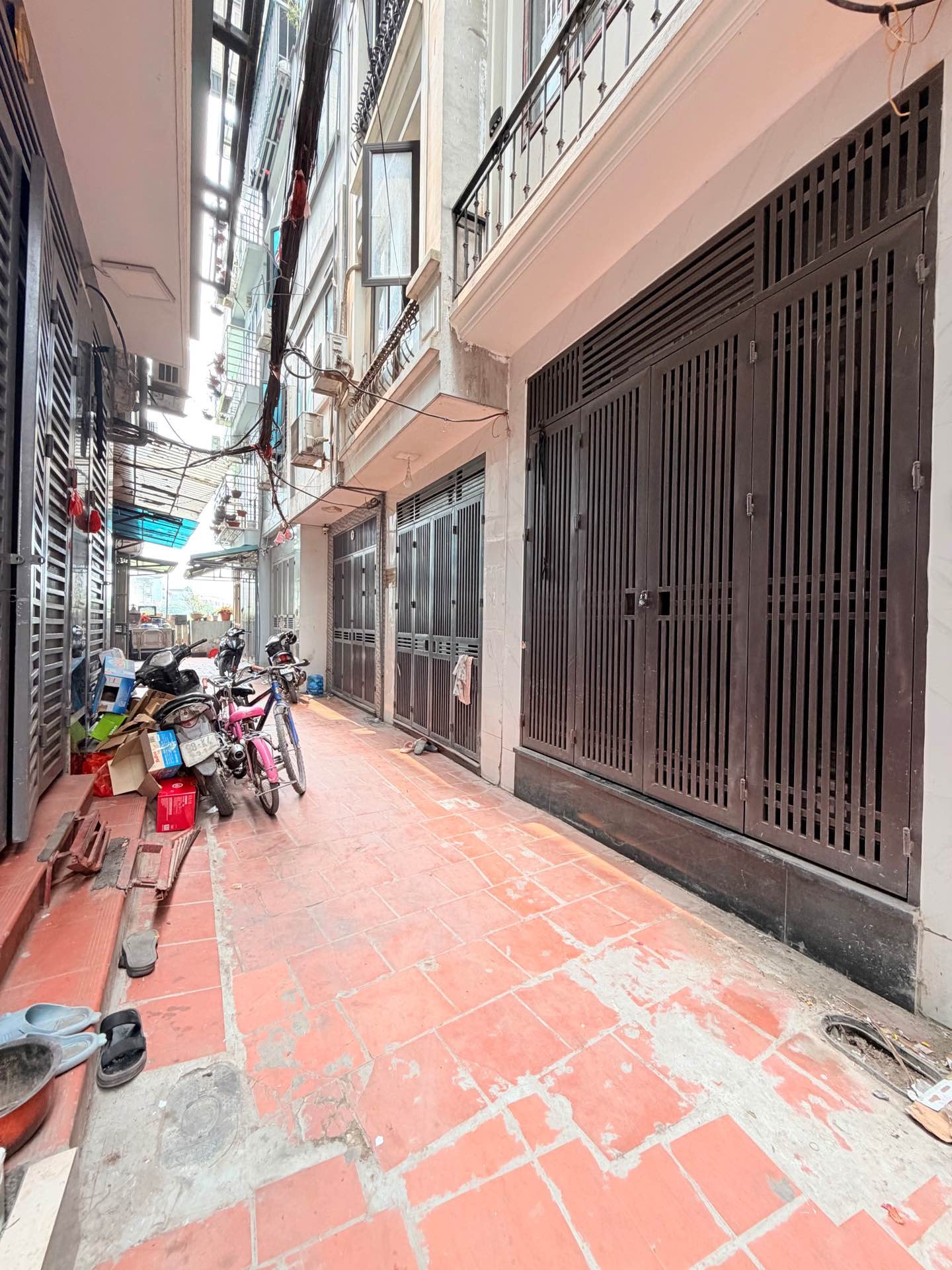 Bán nhà Thanh Lân - diện tích 34m2 4 tầng - Nhà mới full nội thất - giá 6,3 tỷ