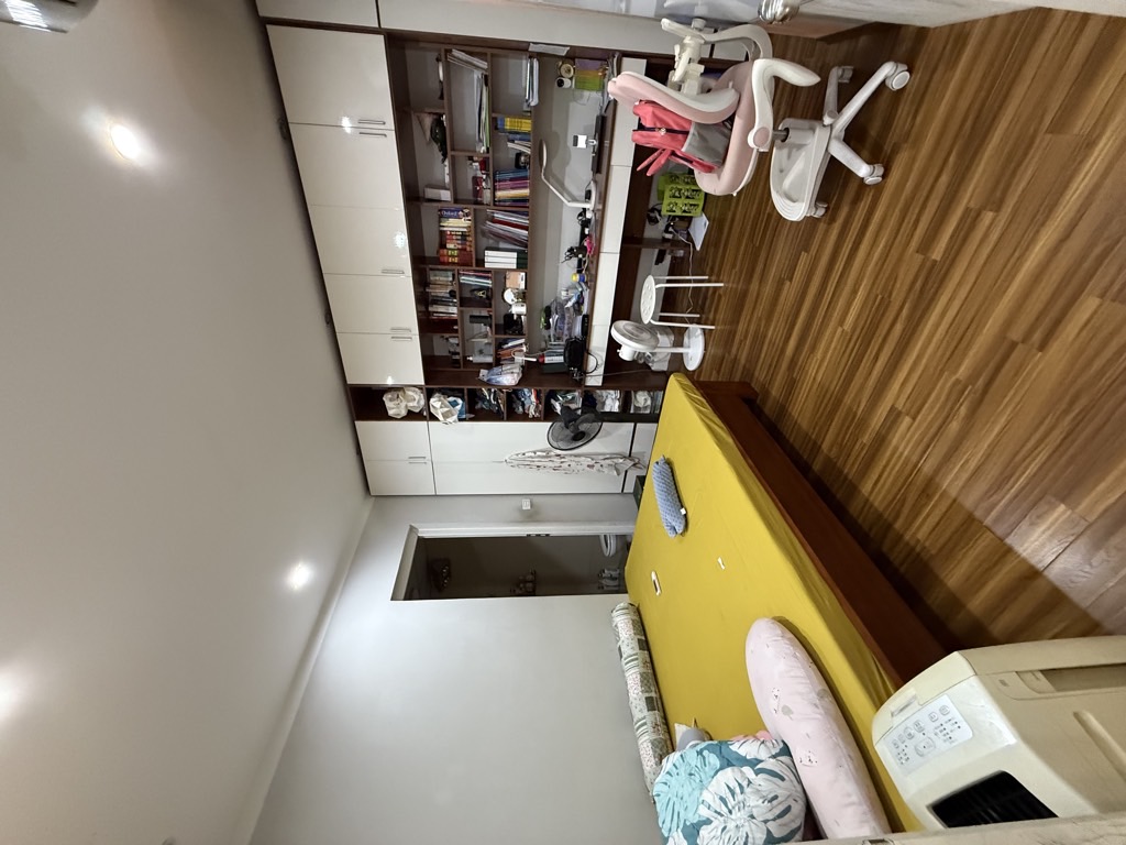 Bán nhà Toà B Đại Kim - diện tích 70m2 18 tầng - Căn hộ chung cư đẹp - giá 5,7 tỷ