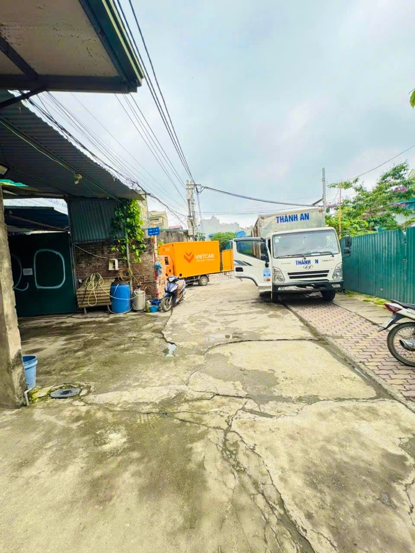 Bán nhà Giải Phóng - diện tích 610m2 0 tầng - Đất rộng, ô tô tránh - giá 39 tỷ