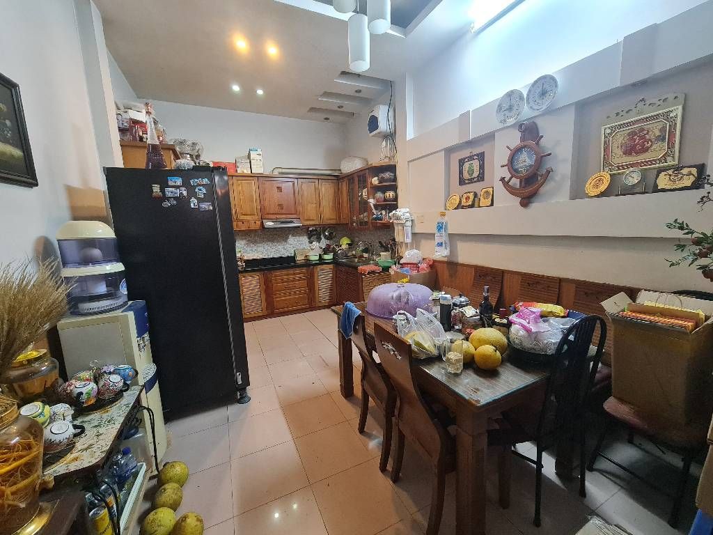 Bán nhà Mai Anh Tuấn - diện tích 67.8m2 4 tầng - Ô tô vào nhà - giá 36,2 tỷ