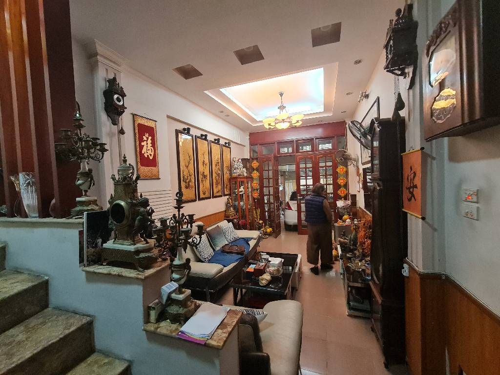 Bán nhà Mai Anh Tuấn - diện tích 67.8m2 4 tầng - Ô tô vào nhà - giá 36,2 tỷ