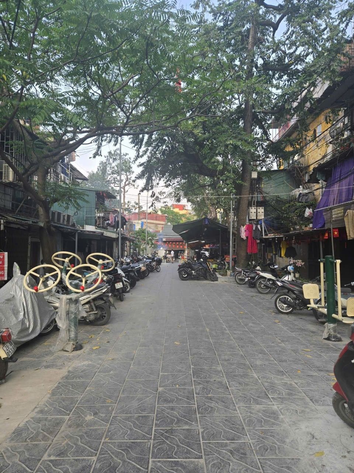 Bán nhà Nguyễn Công Trứ - diện tích 70m2 2 tầng - nhà đẹp hiếm có - giá 4,2 tỷ