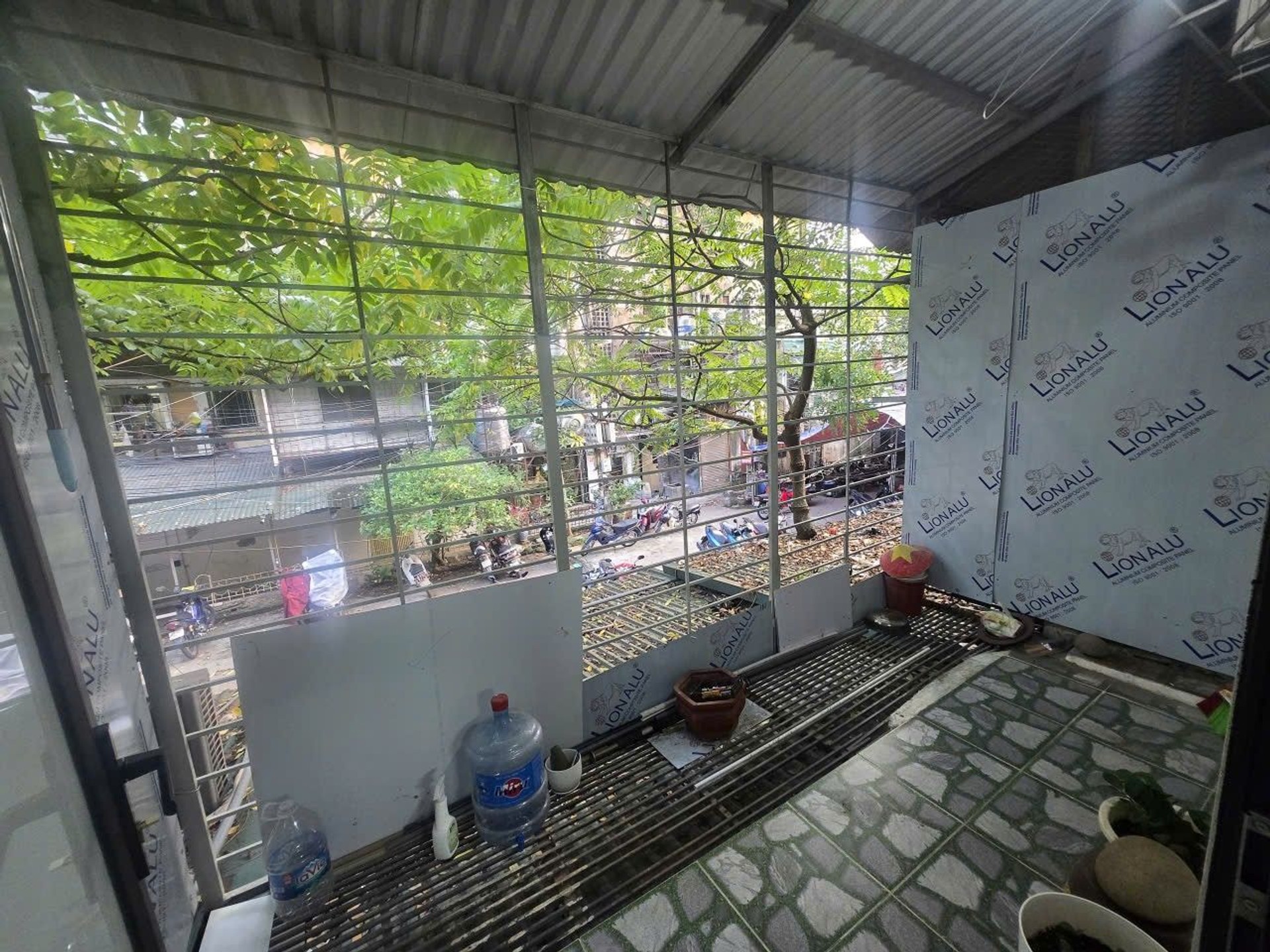Bán nhà Nguyễn Công Trứ - diện tích 70m2 2 tầng - nhà đẹp hiếm có - giá 4,2 tỷ