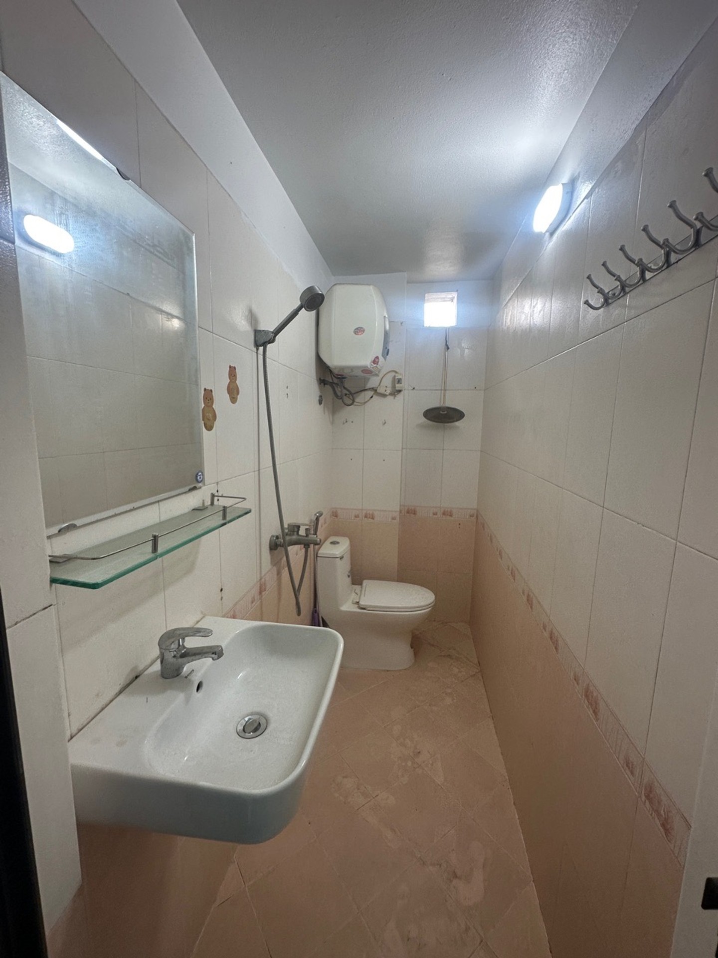 Bán nhà Vĩnh Hưng - diện tích 25m2 5 tầng - Nhà dân xây chắc chắn, thiết kế đủ công năng - giá 4,5 tỷ