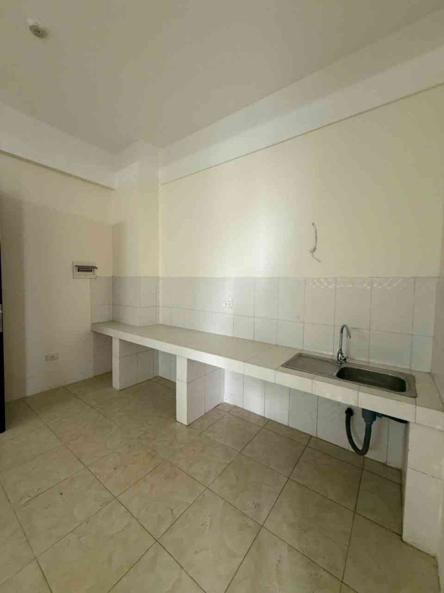 Bán nhà Hoàng Văn Thụ - diện tích 65m2 11 tầng - Lô góc - giá 4,85 tỷ