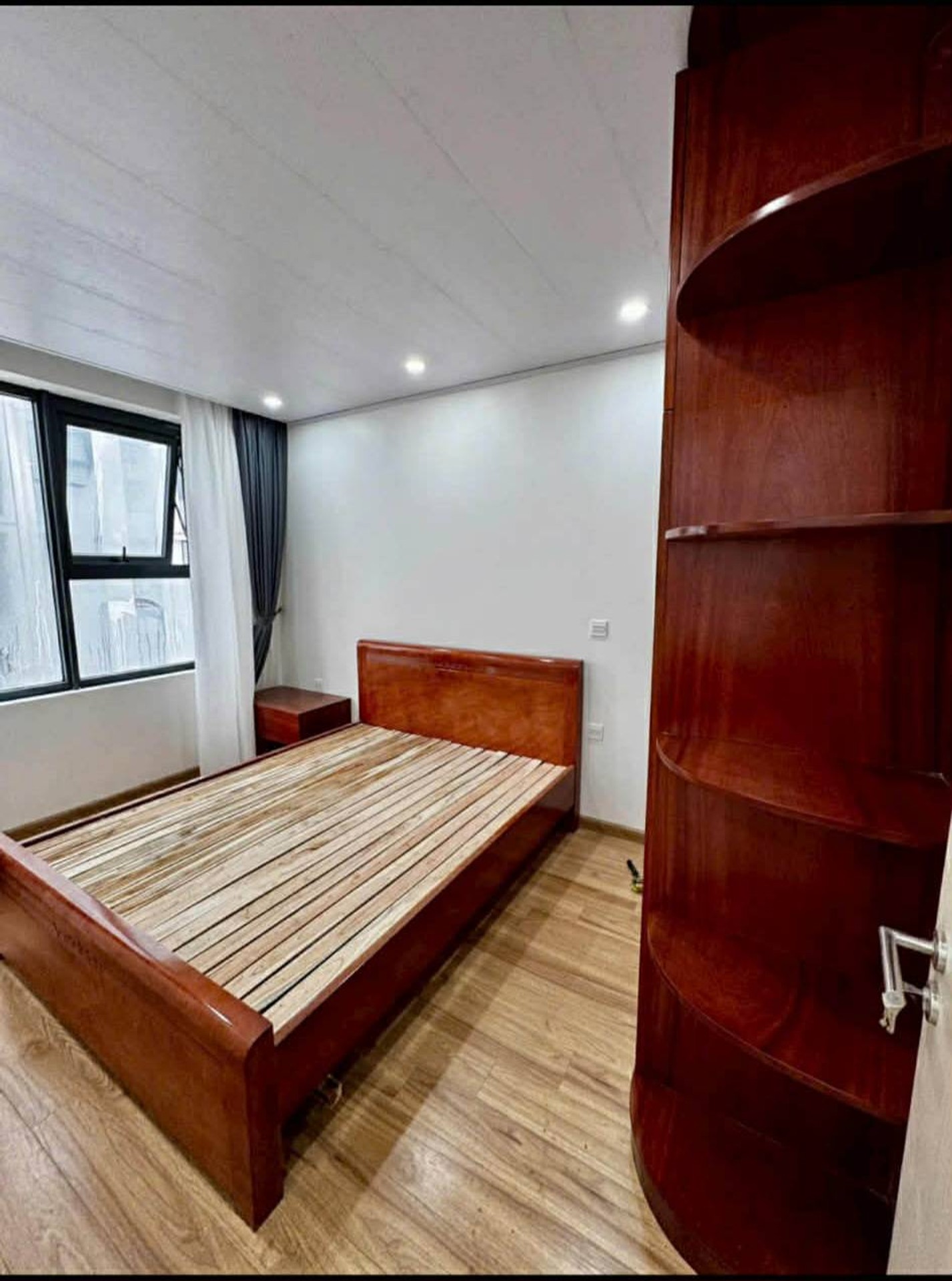 Bán nhà Hoàng Mai - diện tích 69m2 21 tầng - Thoáng trước, sau - giá 525 tỷ