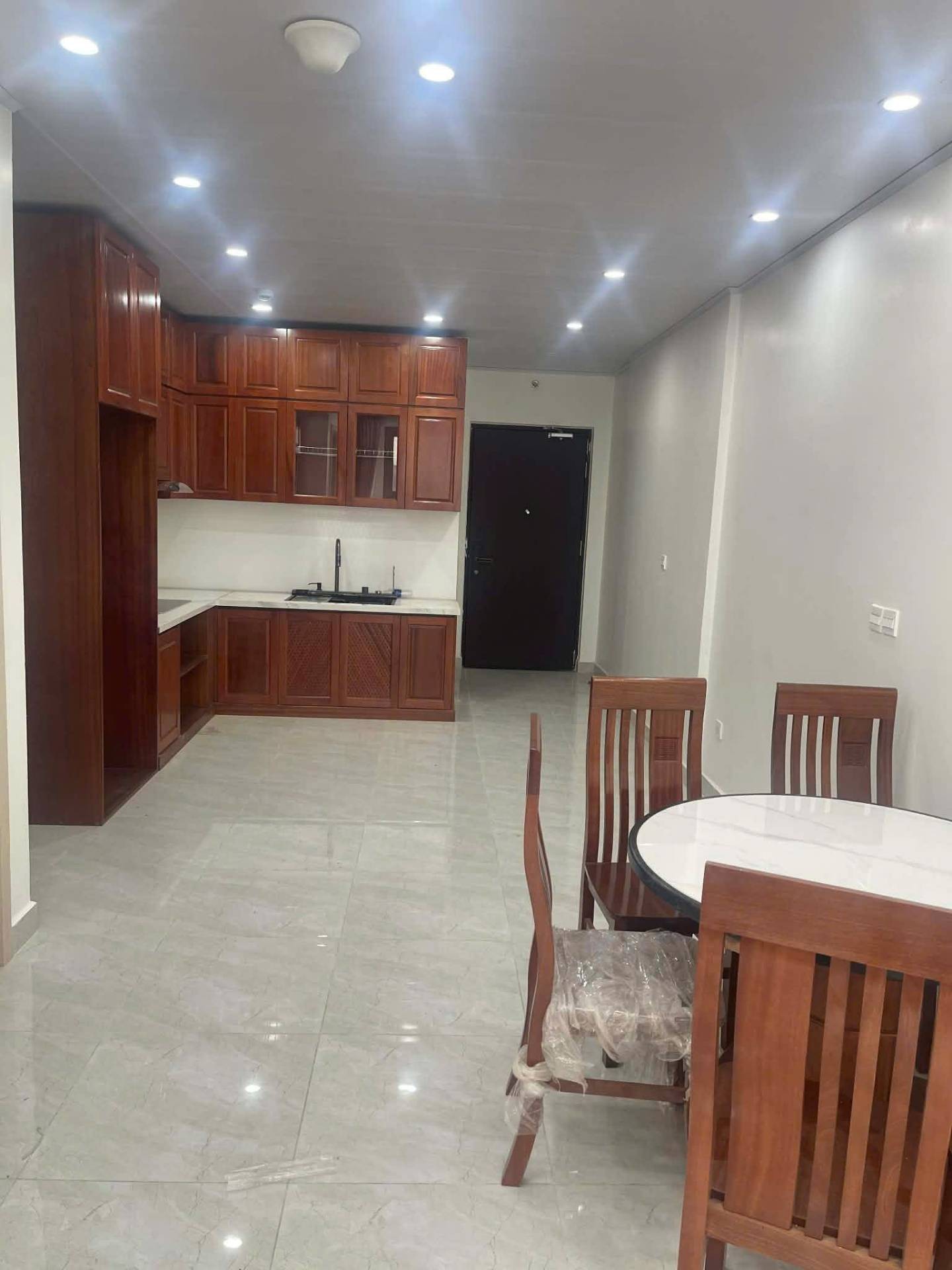 Bán nhà Hoàng Mai - diện tích 69m2 21 tầng - Thoáng trước, sau - giá 525 tỷ