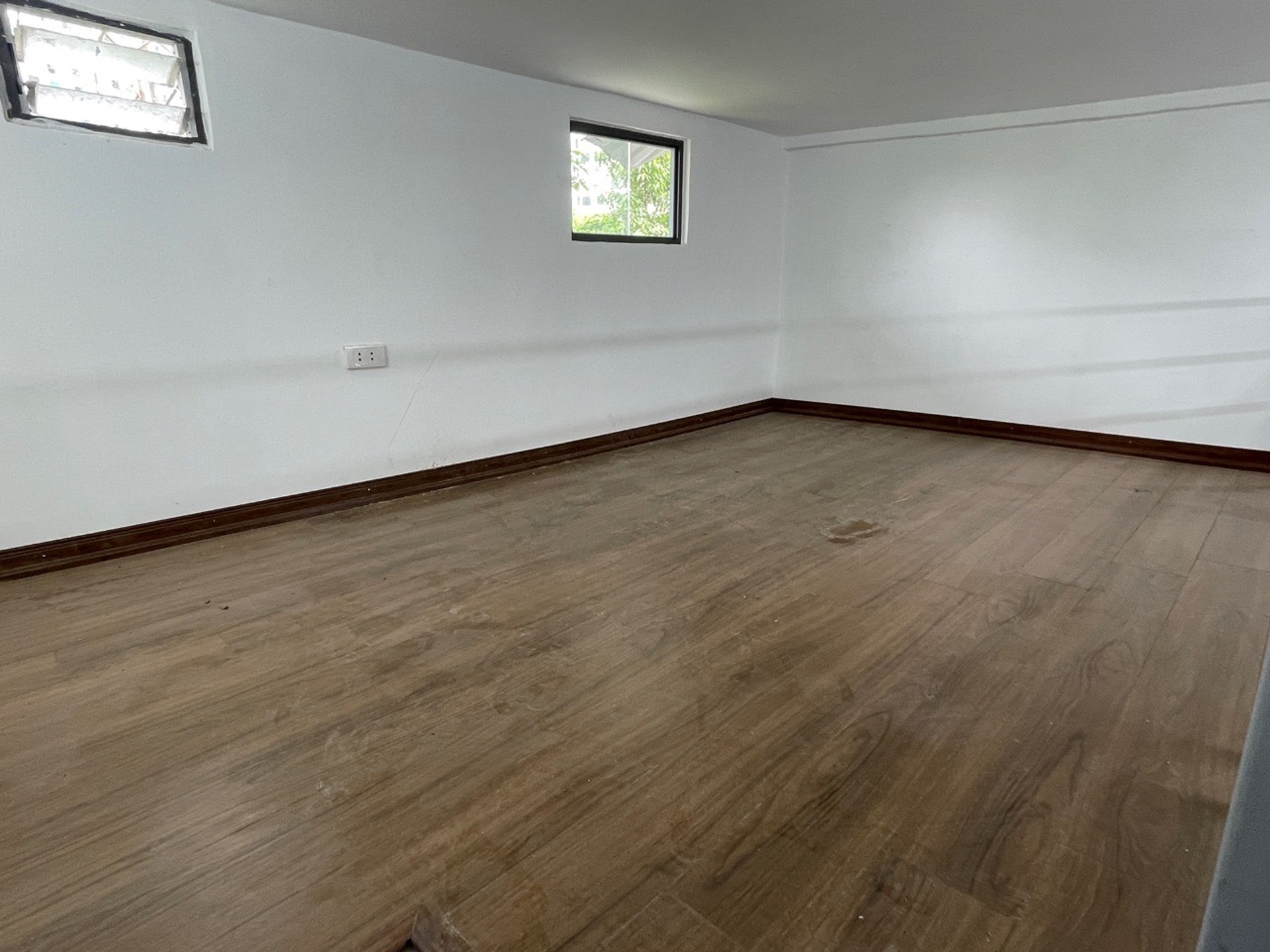 Bán nhà Hoàng Mai - diện tích 20m2 1 tầng - Nhà lô góc - giá 1,45 tỷ