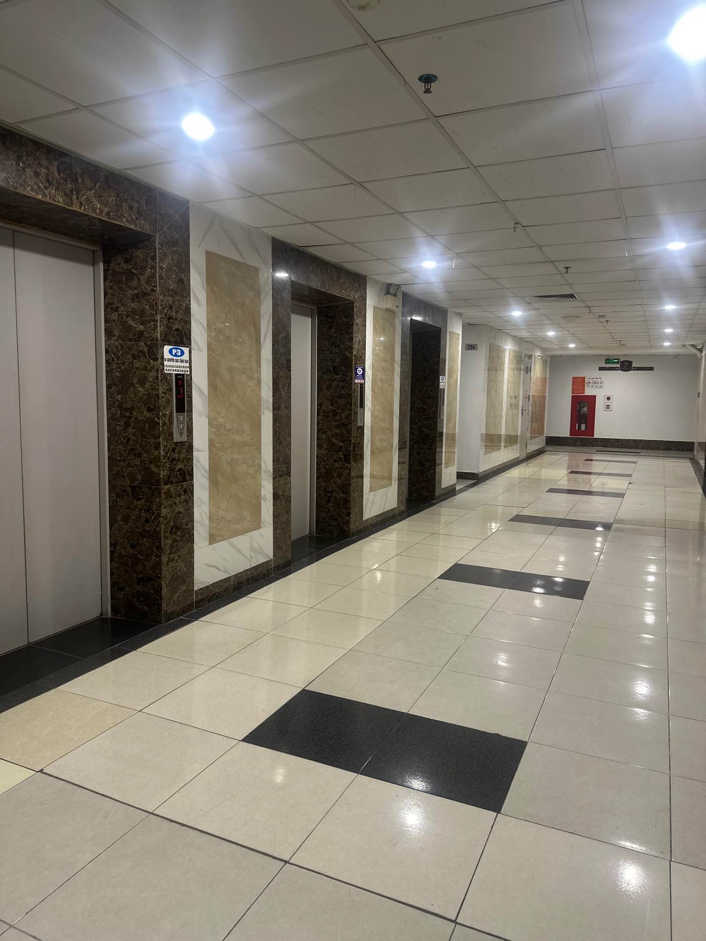 Bán nhà Hoàng Mai - diện tích 65m2 7 tầng - Đối diện ĐH Thang Long, gần bệnh viện Nhi - giá 4,3 tỷ